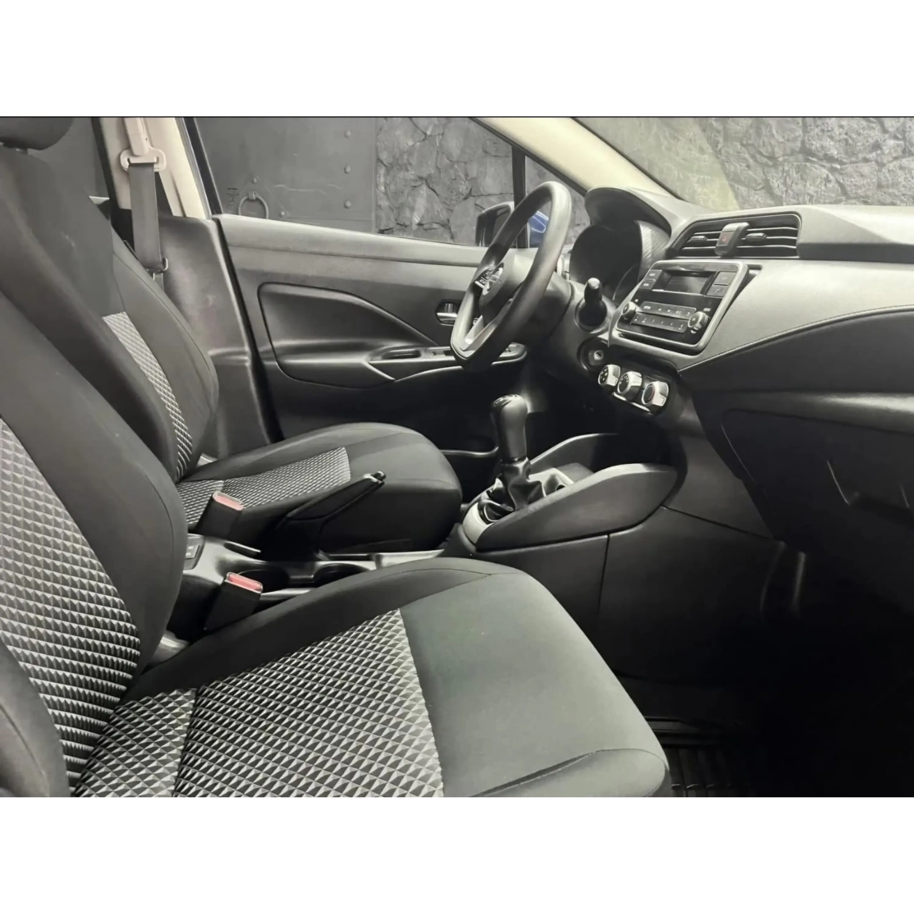 NISSAN VERSA 1.6 SENSE MT 2021 6