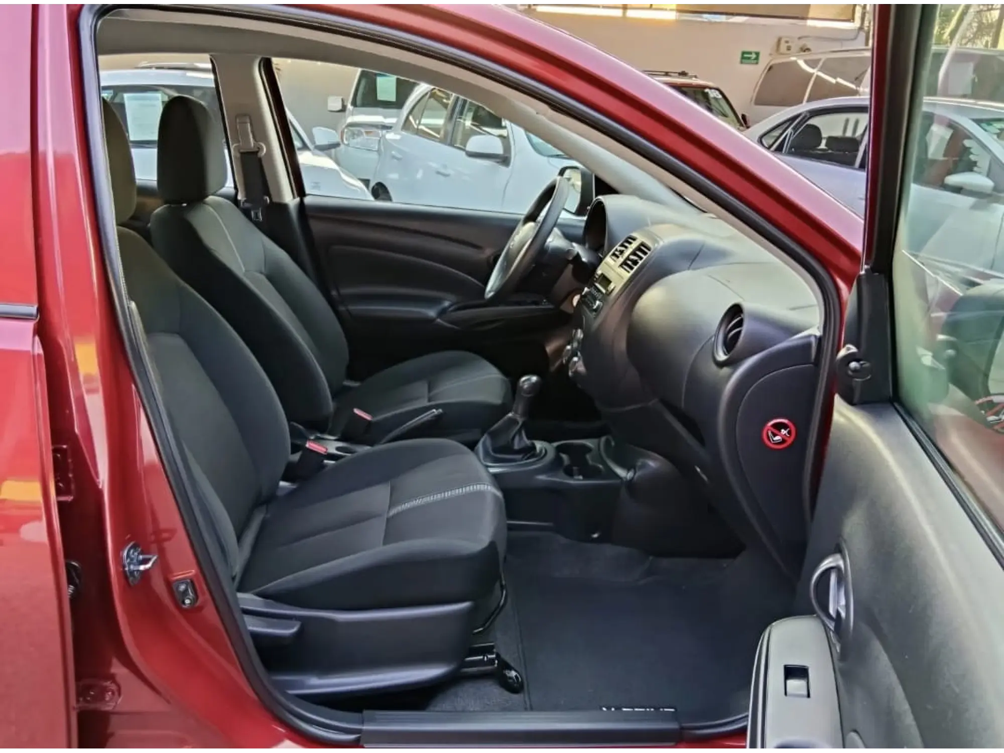NISSAN VERSA 1.6 DRIVE MT 2023 9