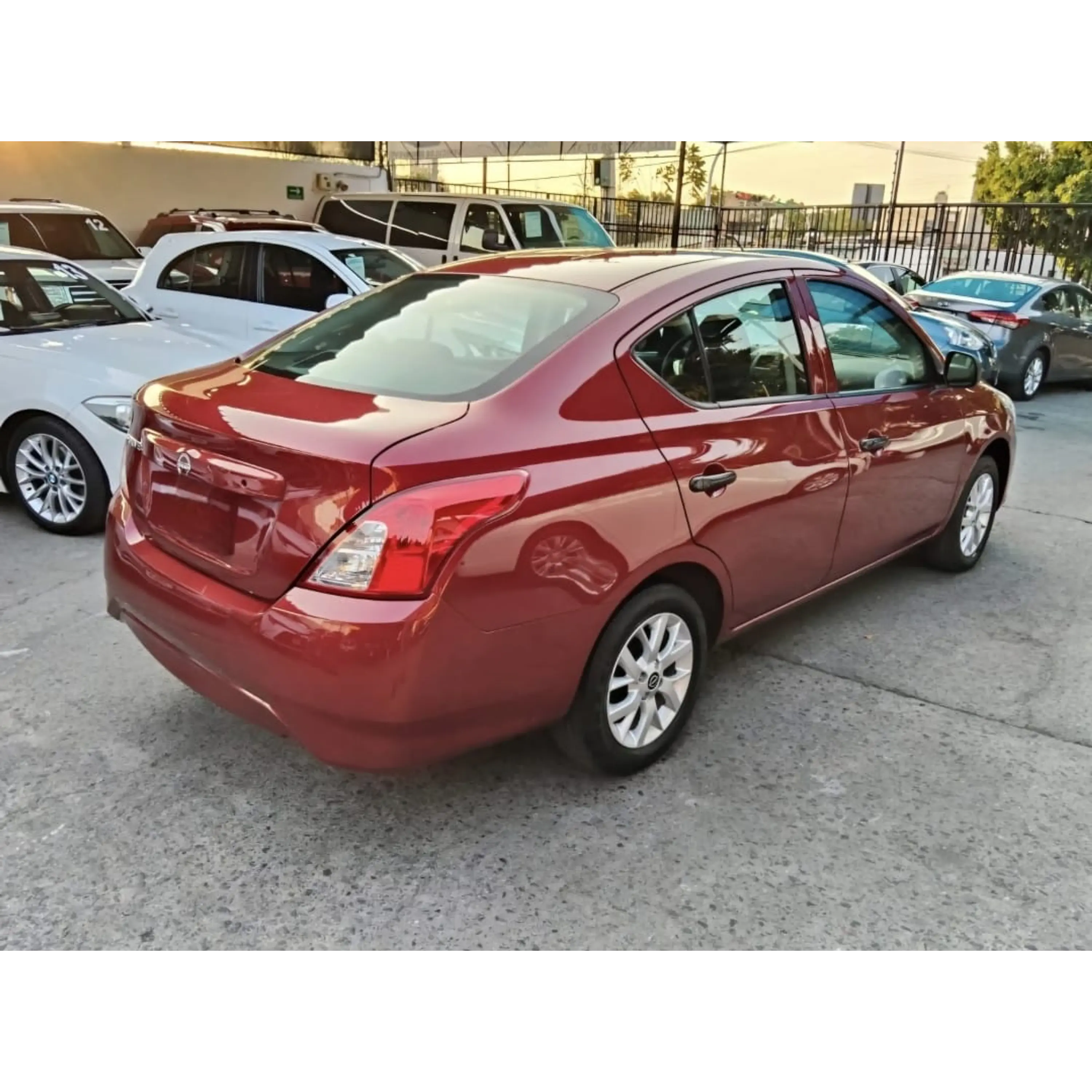 NISSAN VERSA 1.6 DRIVE MT 2023 4
