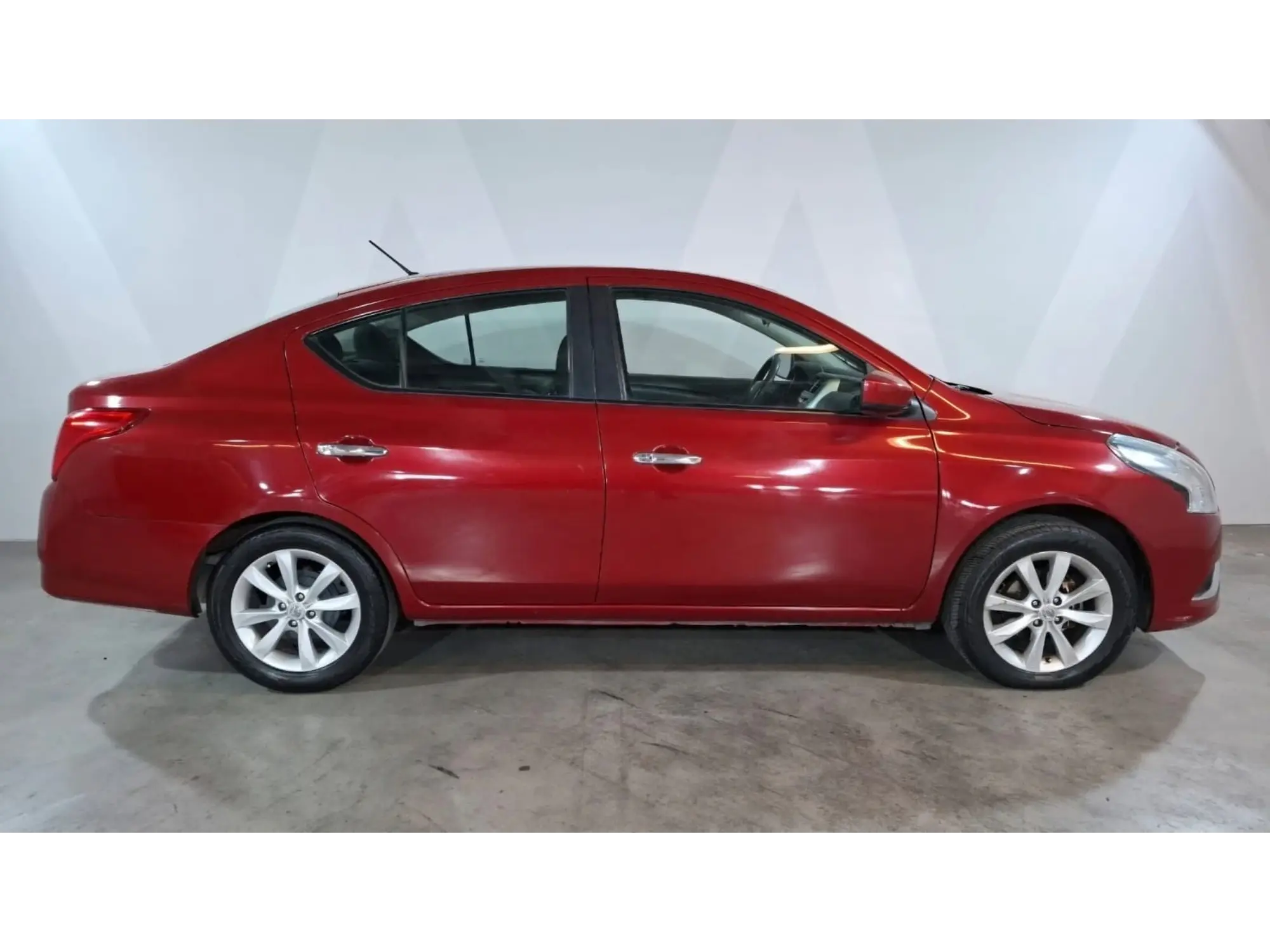 NISSAN VERSA 1.6 ADVANCE AT 2015 4