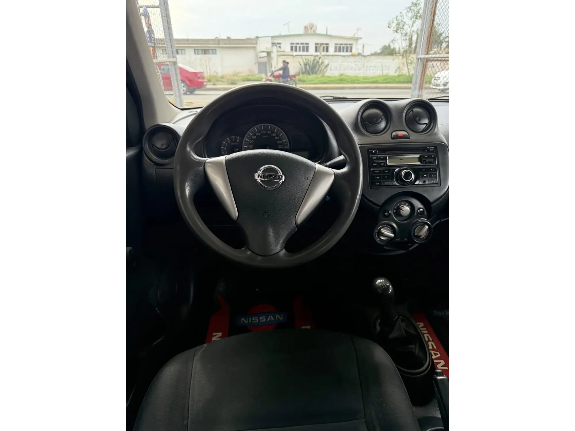 NISSAN MARCH 1.6 ACTIVE MT 2020 5