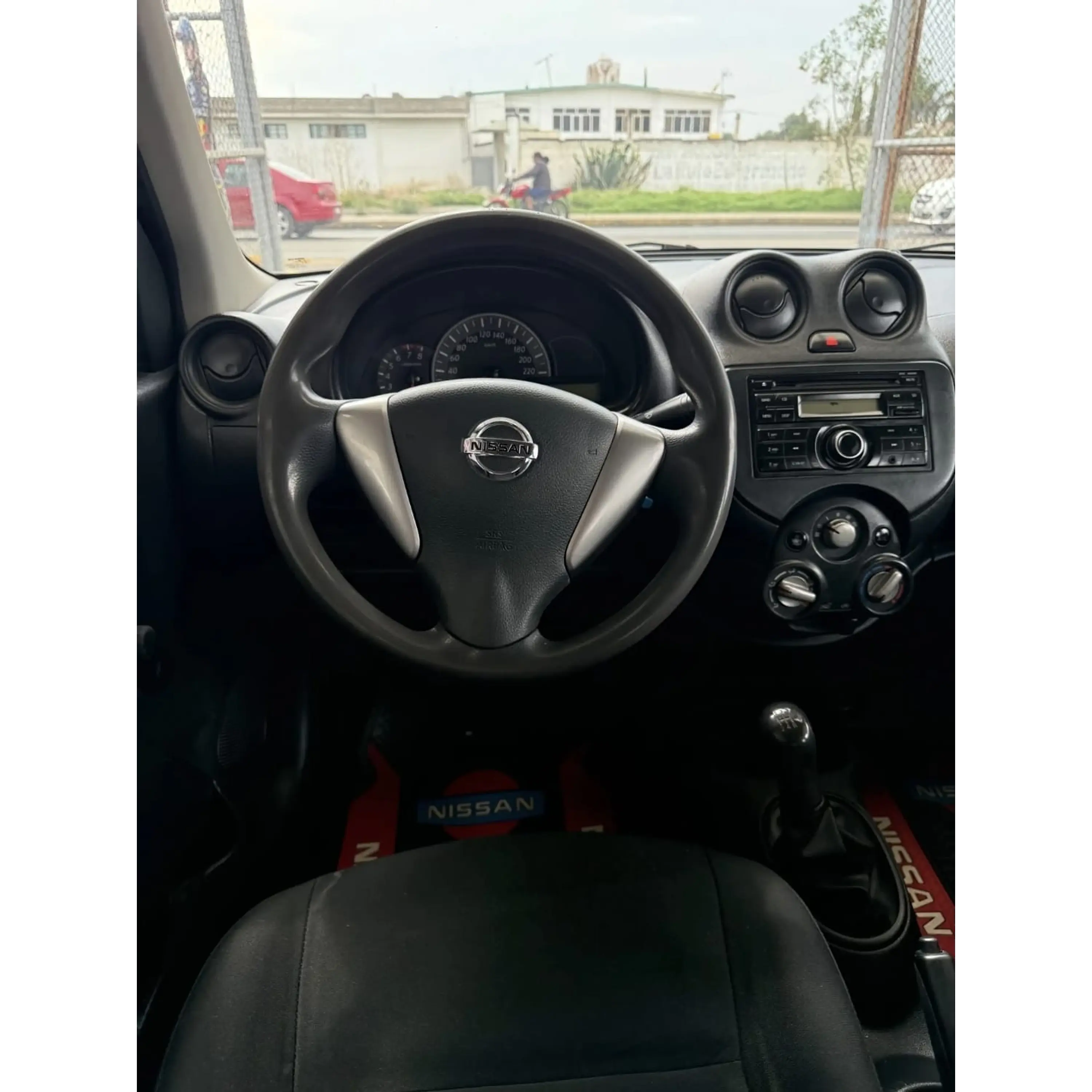 NISSAN MARCH 1.6 ACTIVE MT 2020 5