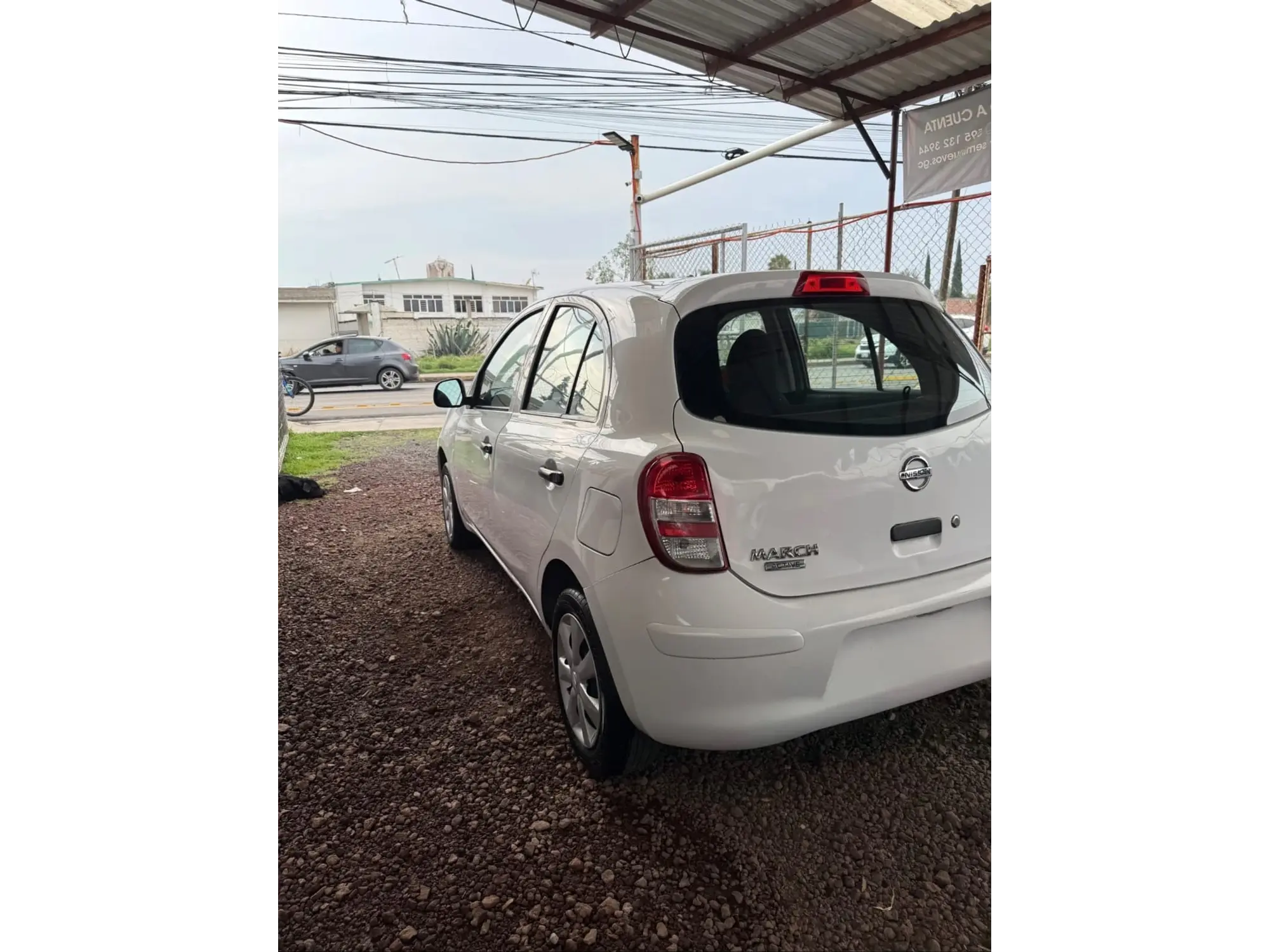 NISSAN MARCH 1.6 ACTIVE MT 2020 4