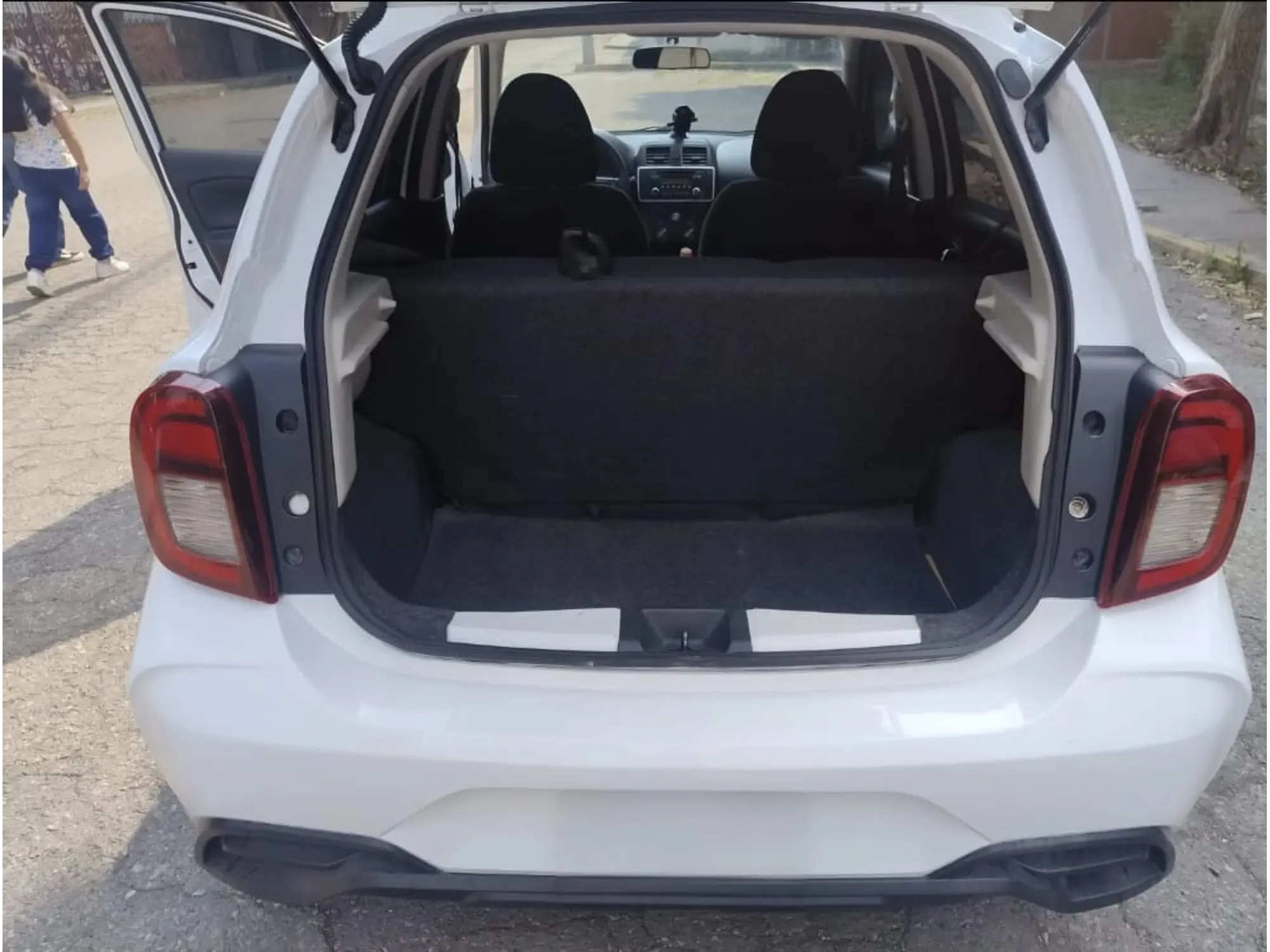 NISSAN MARCH 1.6 SENSE MT 2021 5