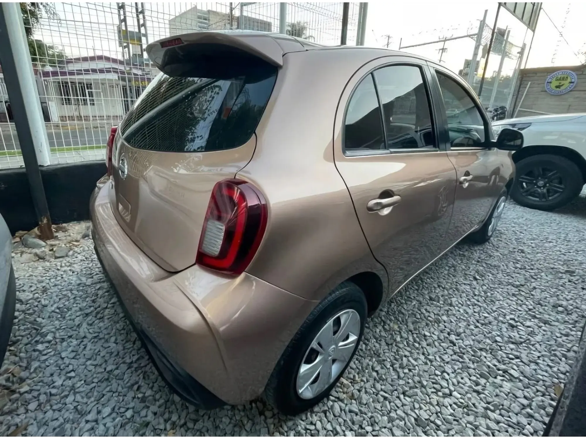 NISSAN MARCH 1.6 SENSE MT 2021 5