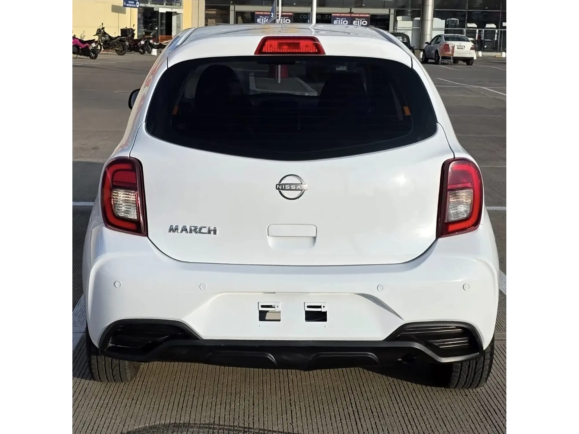 NISSAN MARCH 1.6 SENSE MT 2022 6