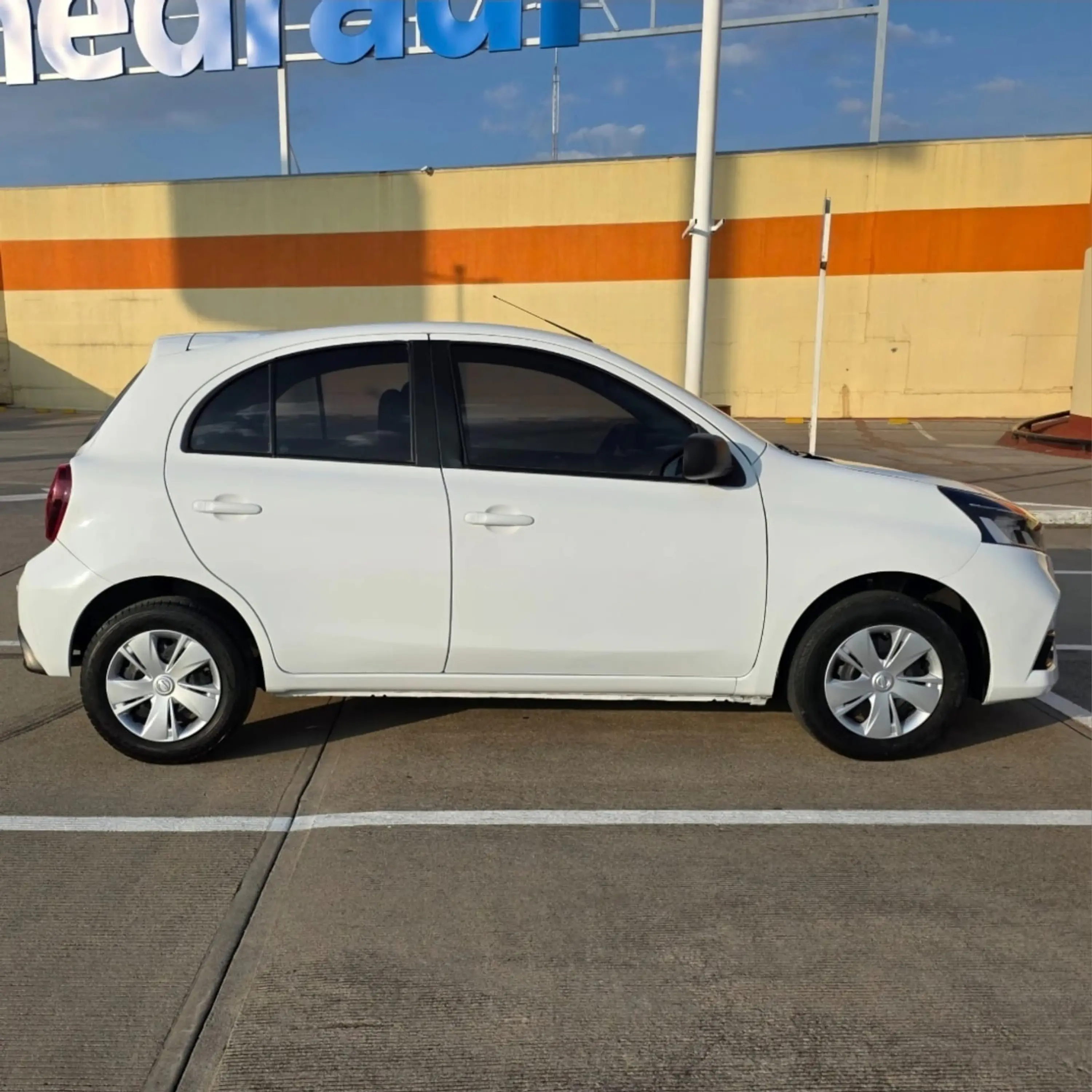NISSAN MARCH 1.6 SENSE MT 2022 8