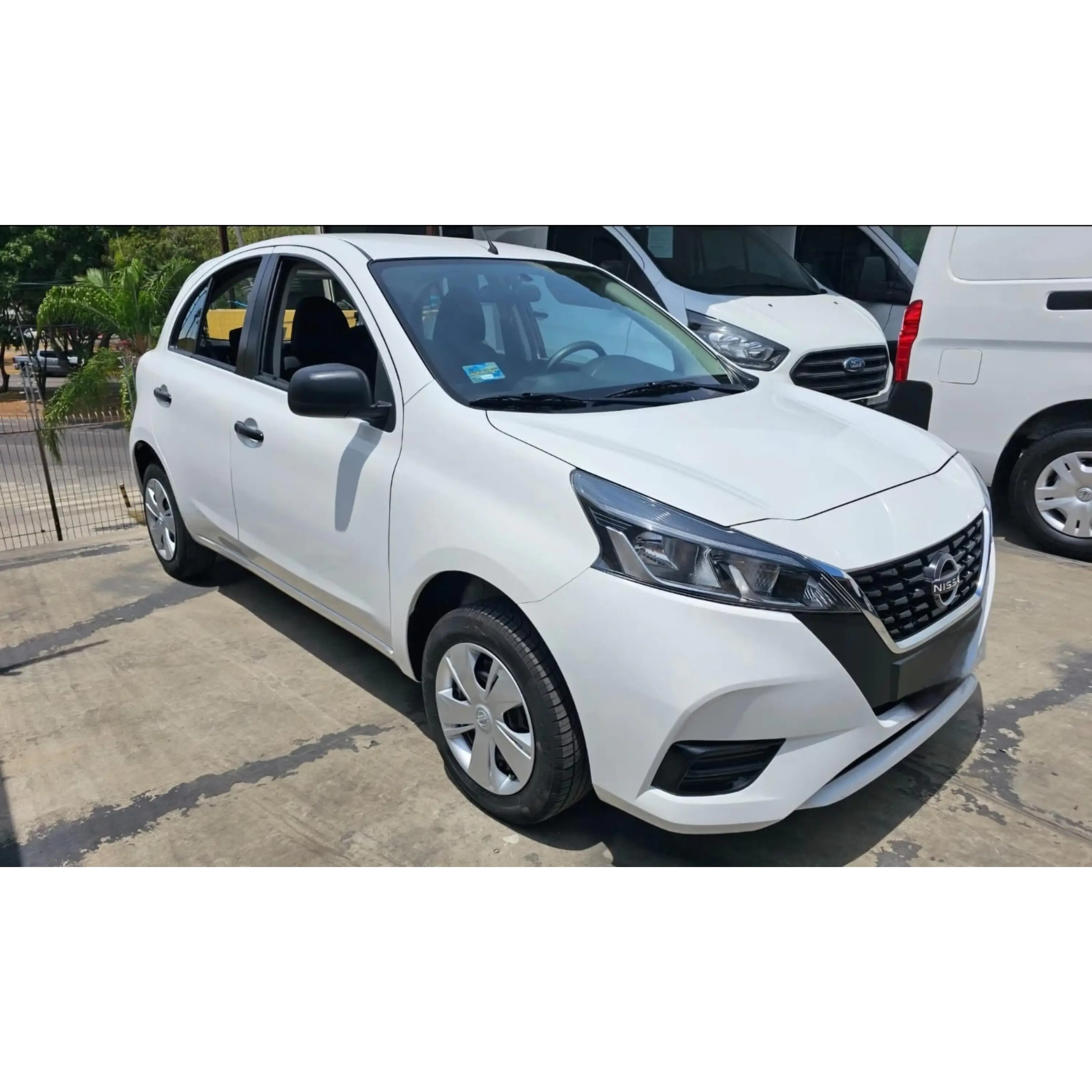 NISSA MARCH 1.6 SENSE MT 2024 1