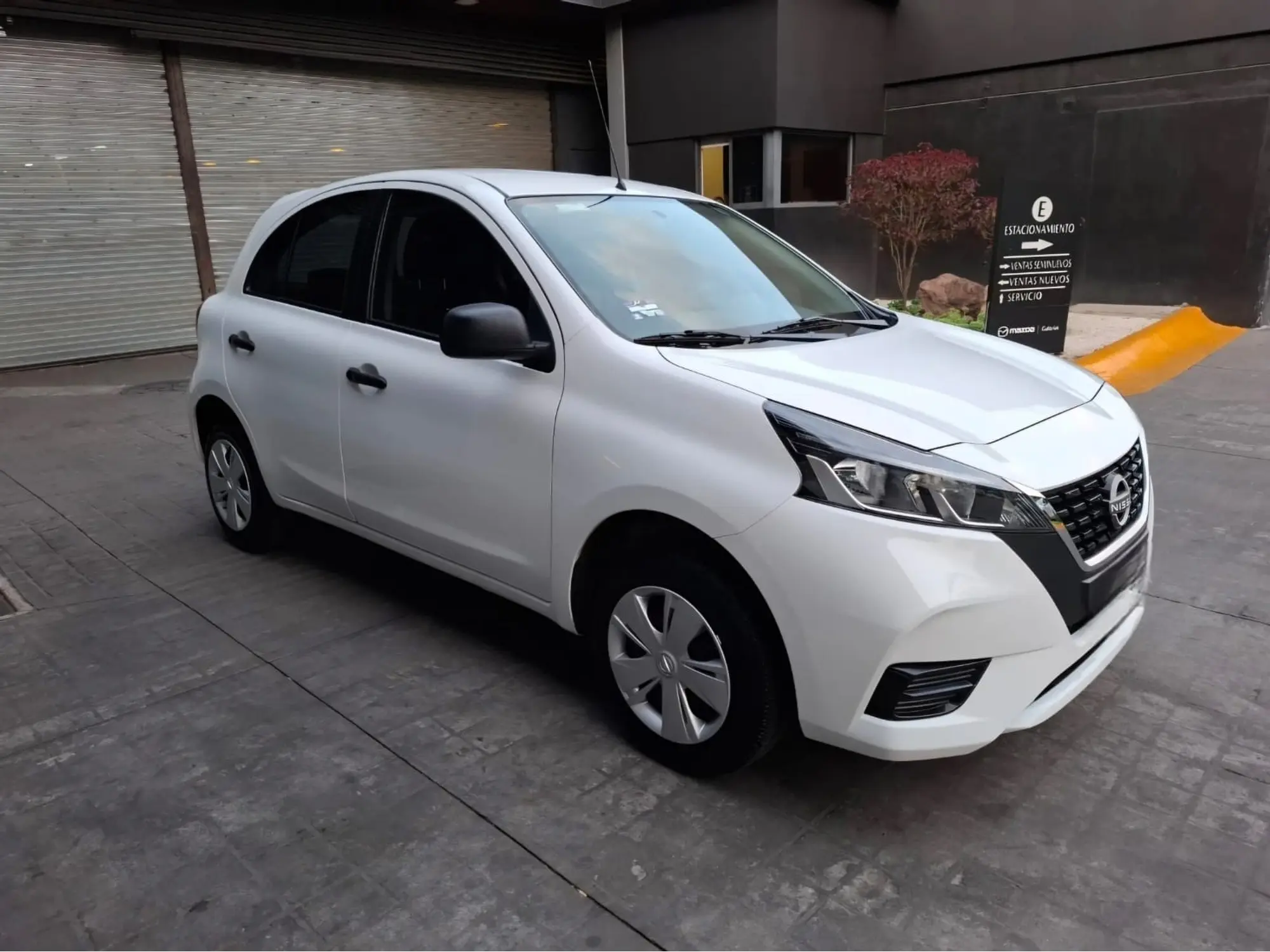 NISSAN MARCH 1.6 SENSE MT 2024 3