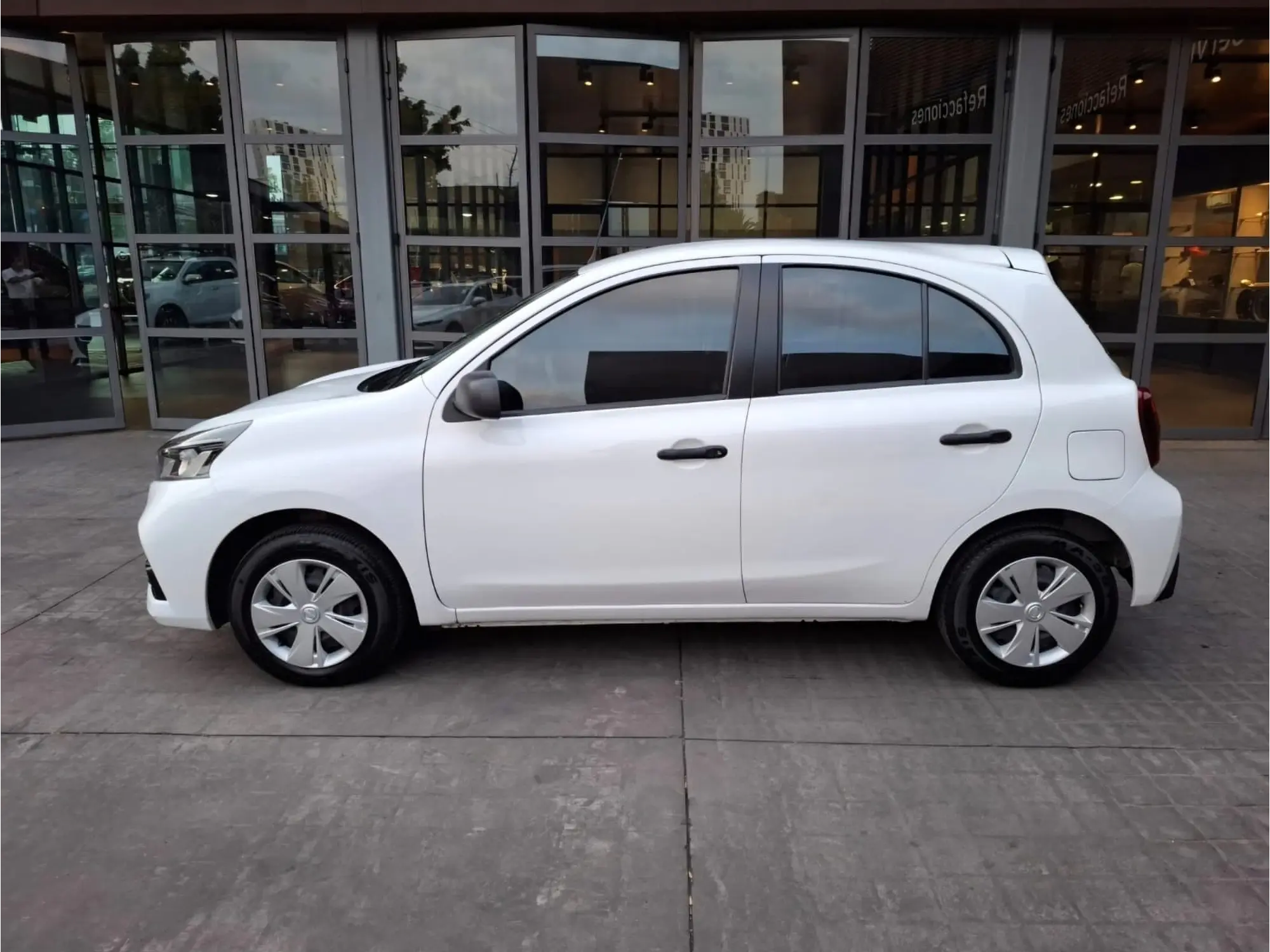 NISSAN MARCH 1.6 SENSE MT 2024 8