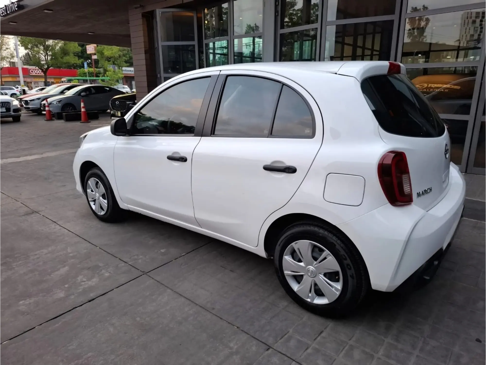 NISSAN MARCH 1.6 SENSE MT 2024 7
