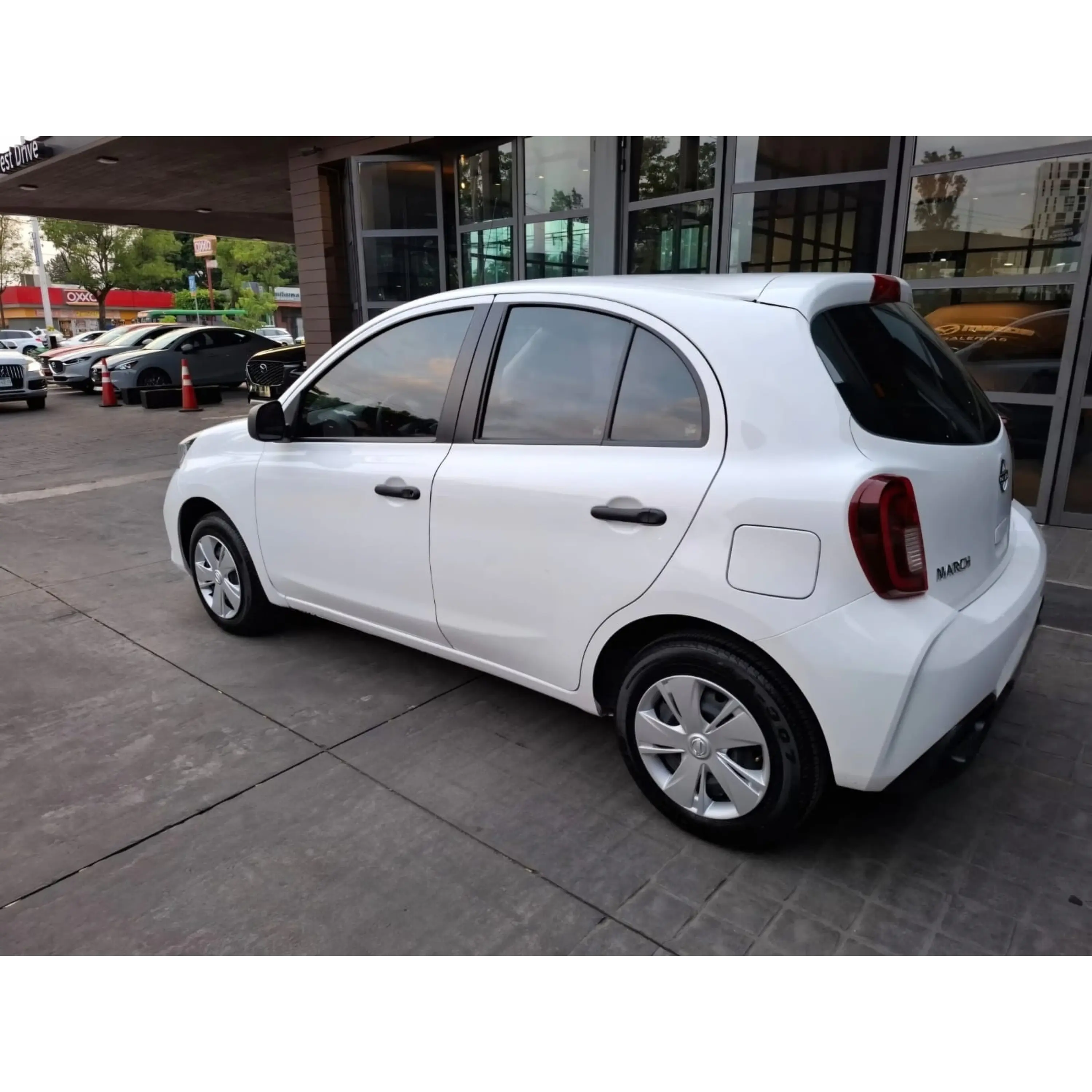 NISSAN MARCH 1.6 SENSE MT 2024 7