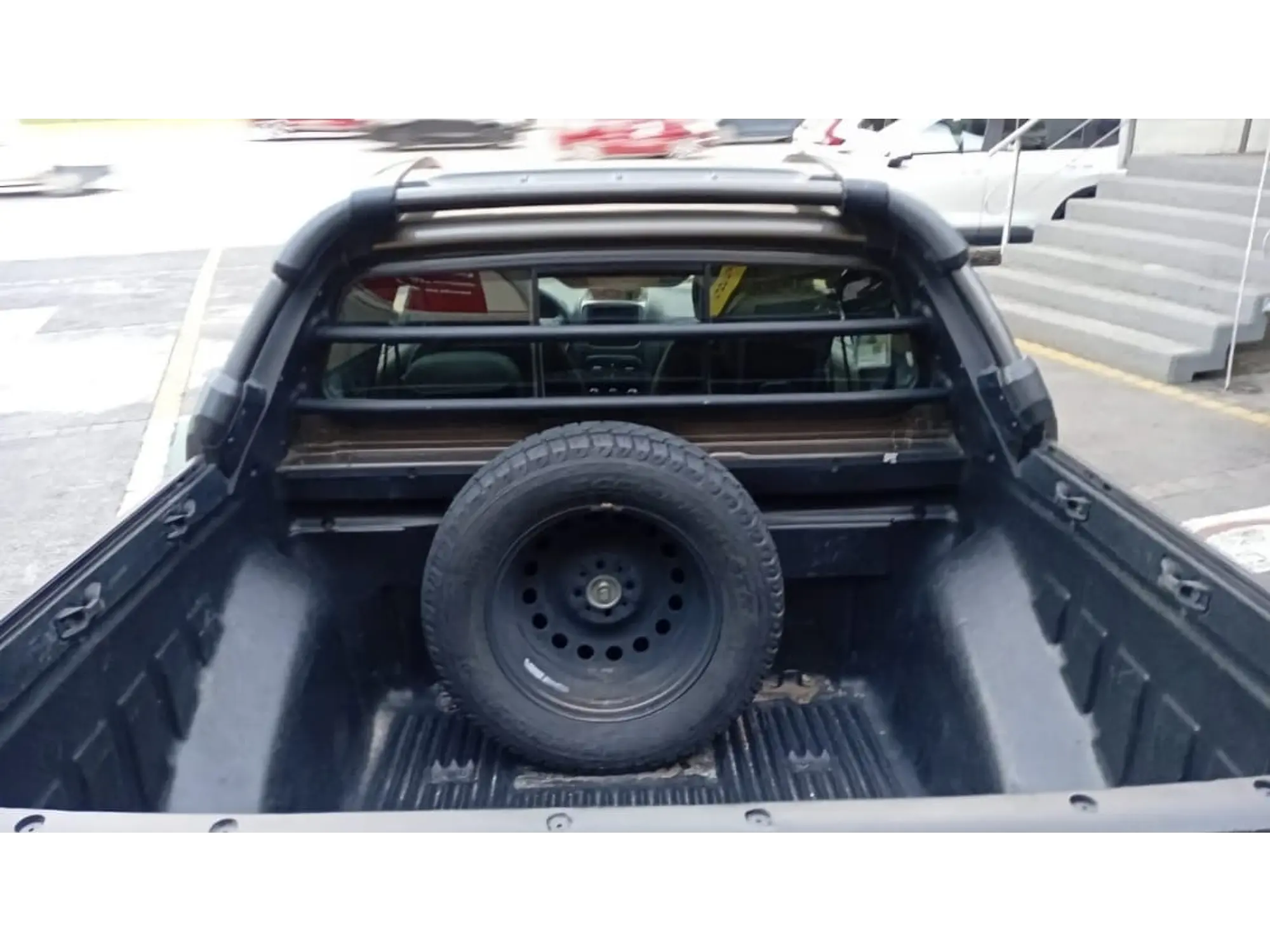 RAM 700 1.6 CLUB CAB ADVENTURE MT 2017 4