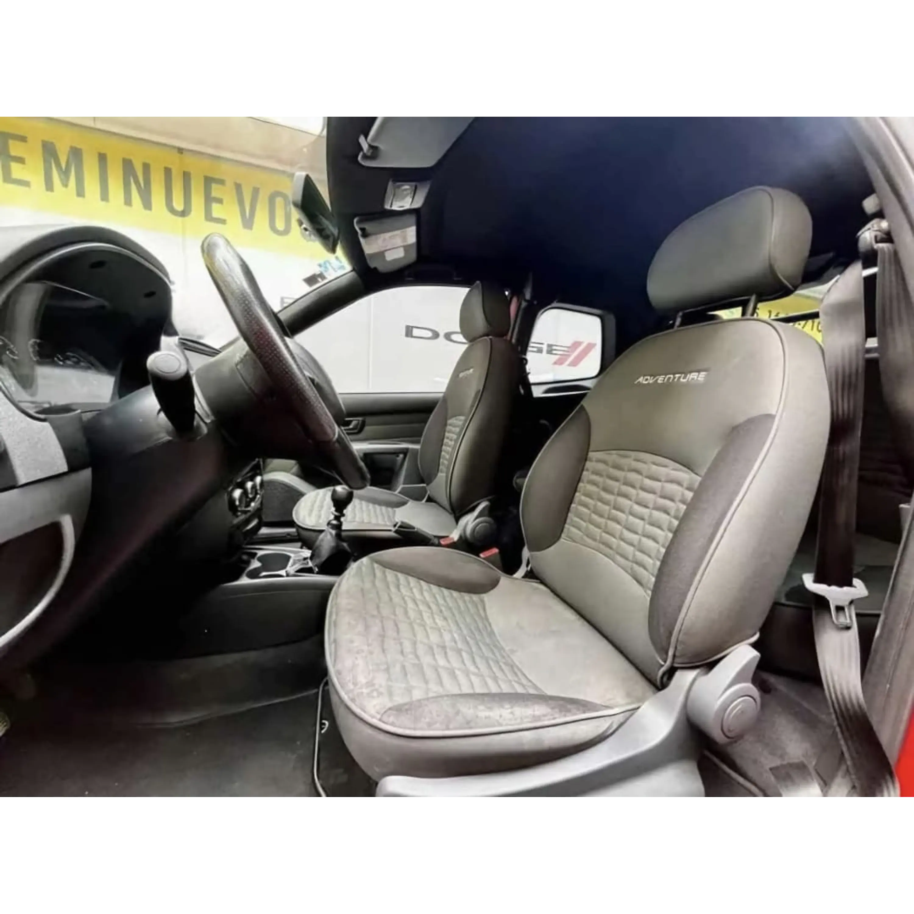 RAM 700 CLUB CAB ADVENTURE 1.6 MT 2020 6