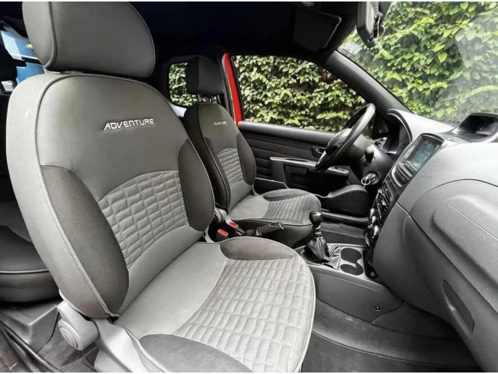 RAM 700 CLUB CAB ADVENTURE 1.6 MT 2020 7