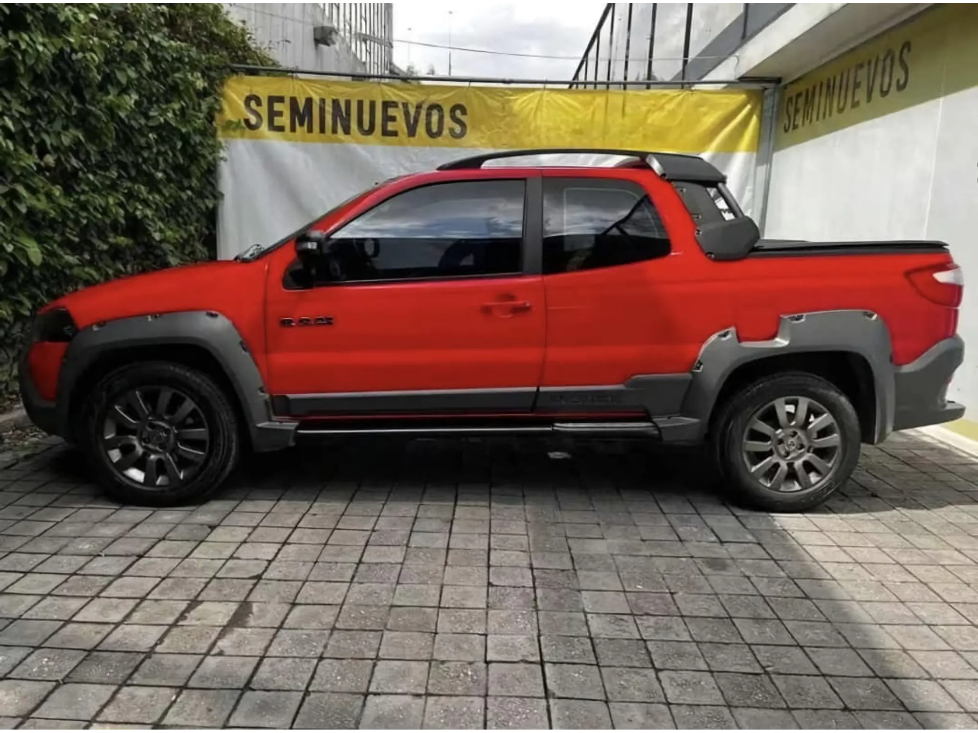 RAM 700 CLUB CAB ADVENTURE 1.6 MT 2020 5