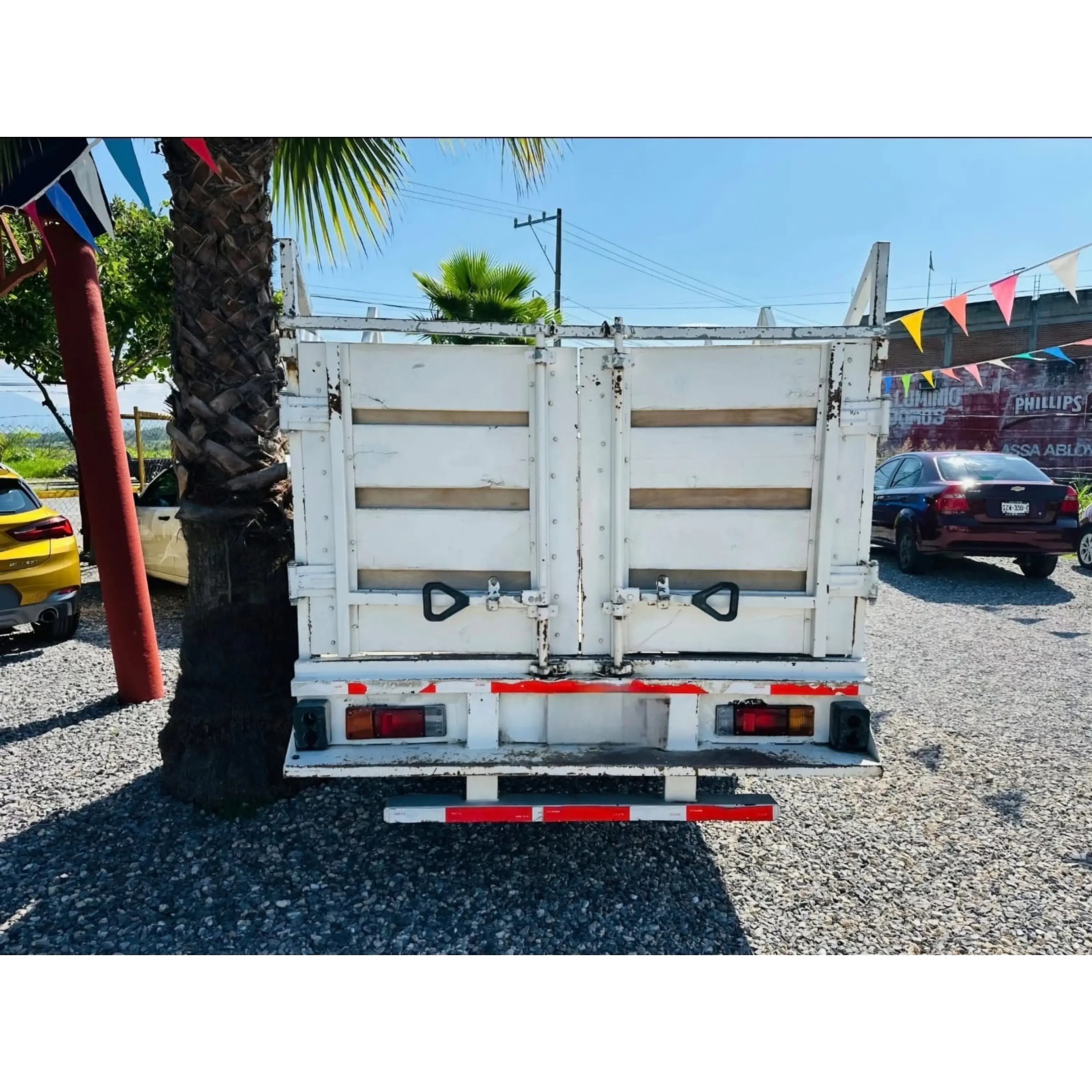 NISSAN NP300 2.5 ESTACAS DH AA PACK SEG MT 2020 6