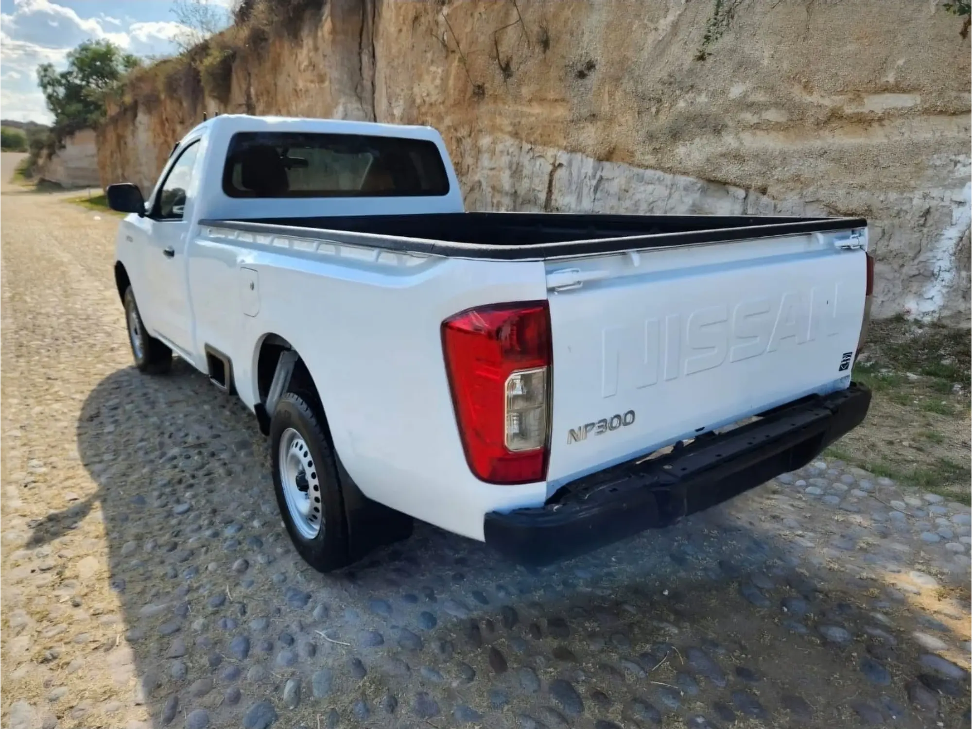 NISSAN NP300 2.5 PICK UP DH PACK MT 2017 4