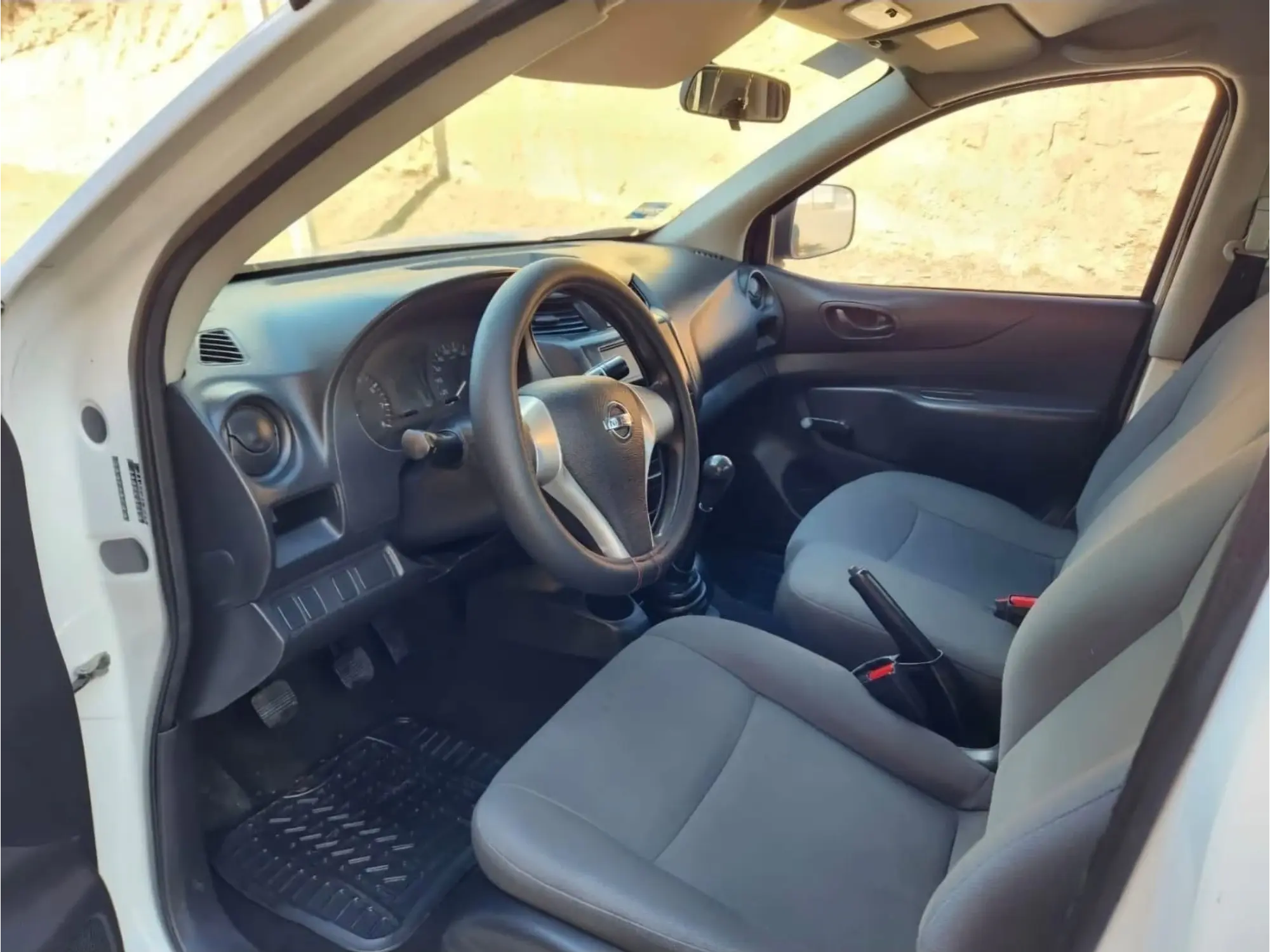 NISSAN NP300 2.5 PICK UP DH PACK MT 2017 10