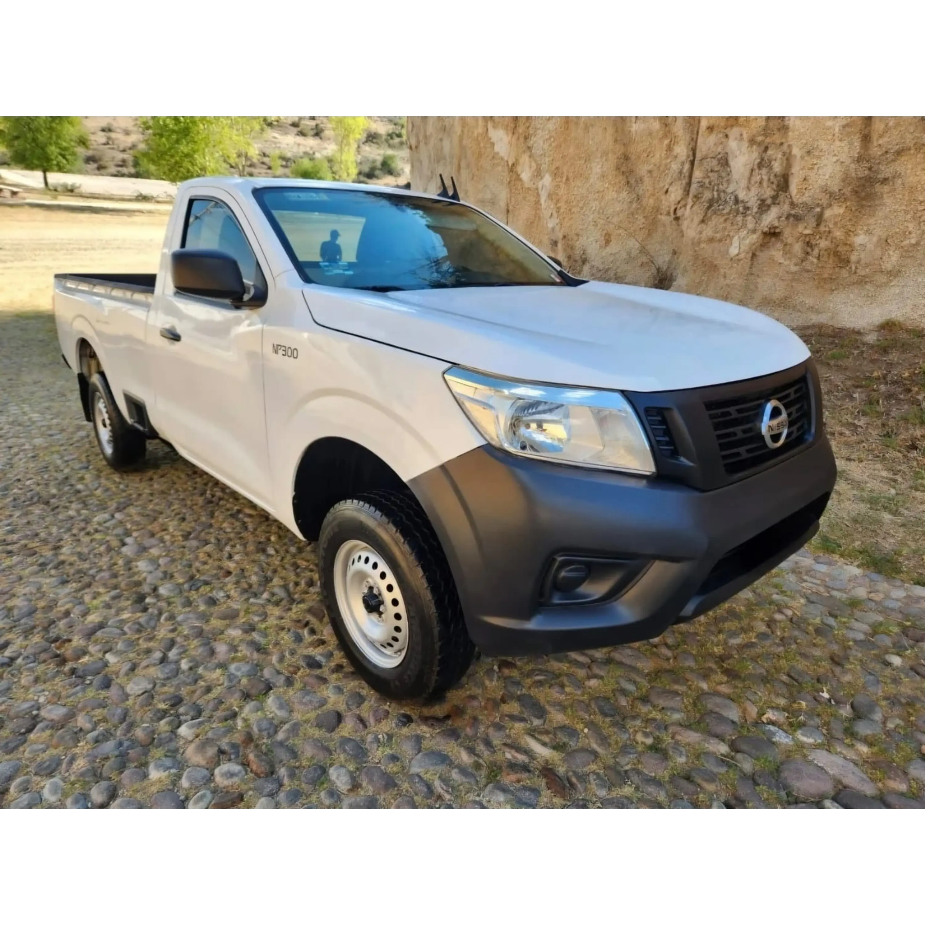 NISSAN NP300 2.5 PICK UP DH PACK MT 2017 1