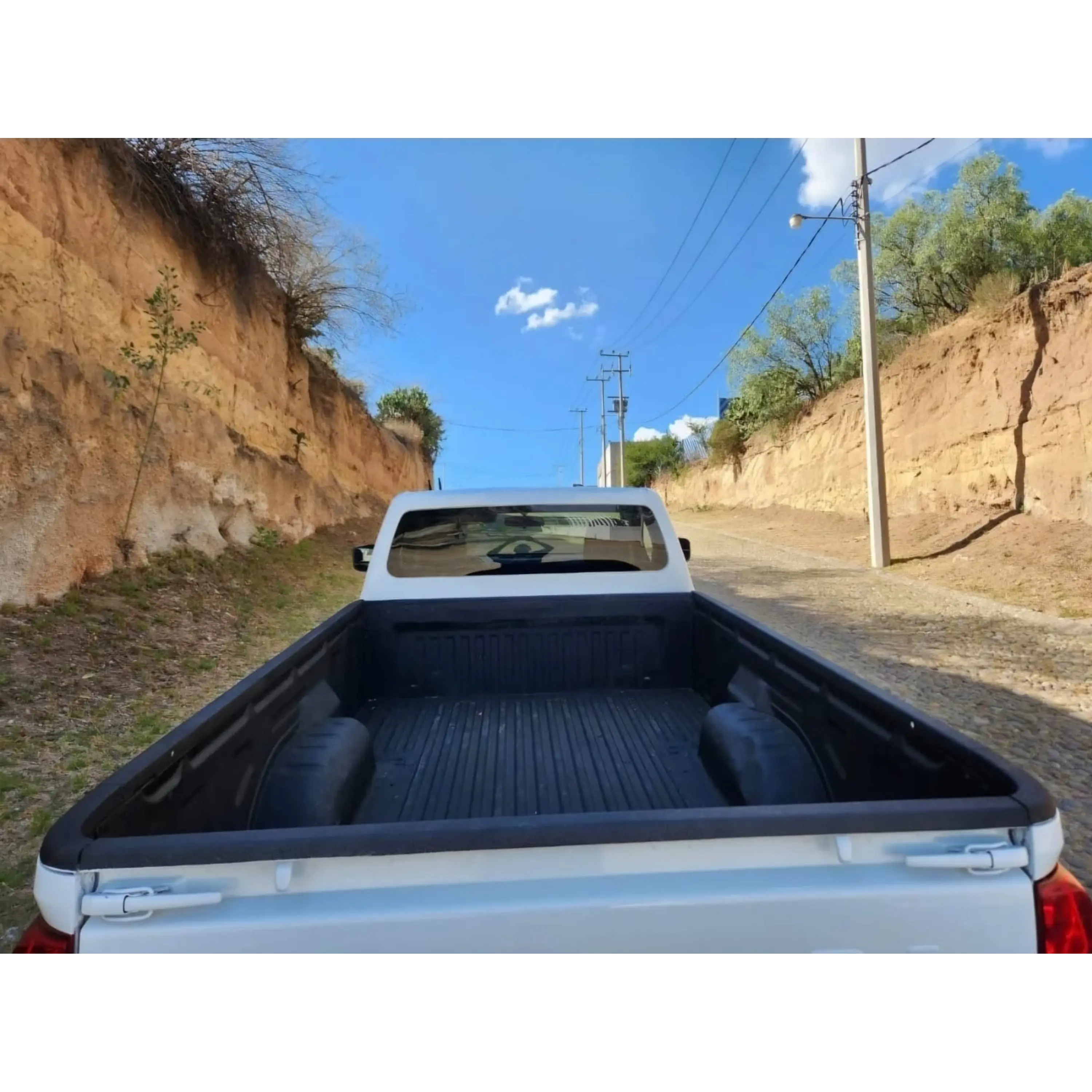 NISSAN NP300 2.5 PICK UP DH PACK MT 2017 6