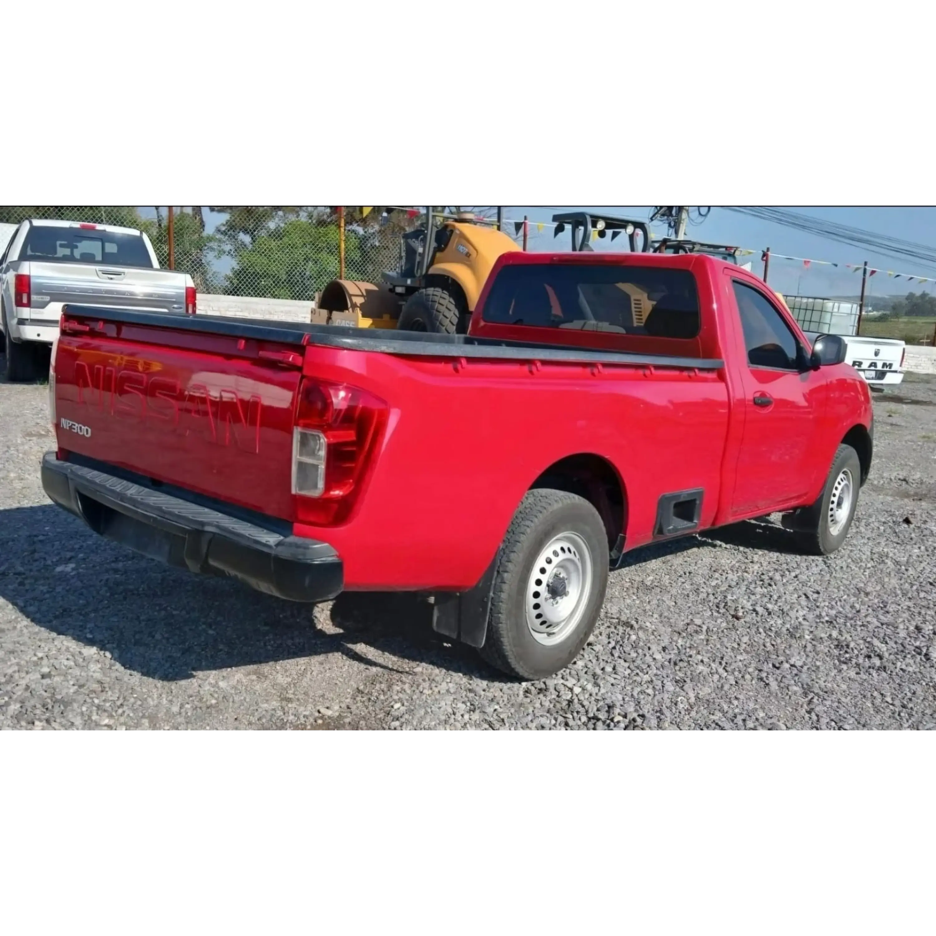 NISSAN NP300 2.5 PICK UP DH AA PACK SEG MT 2017 3