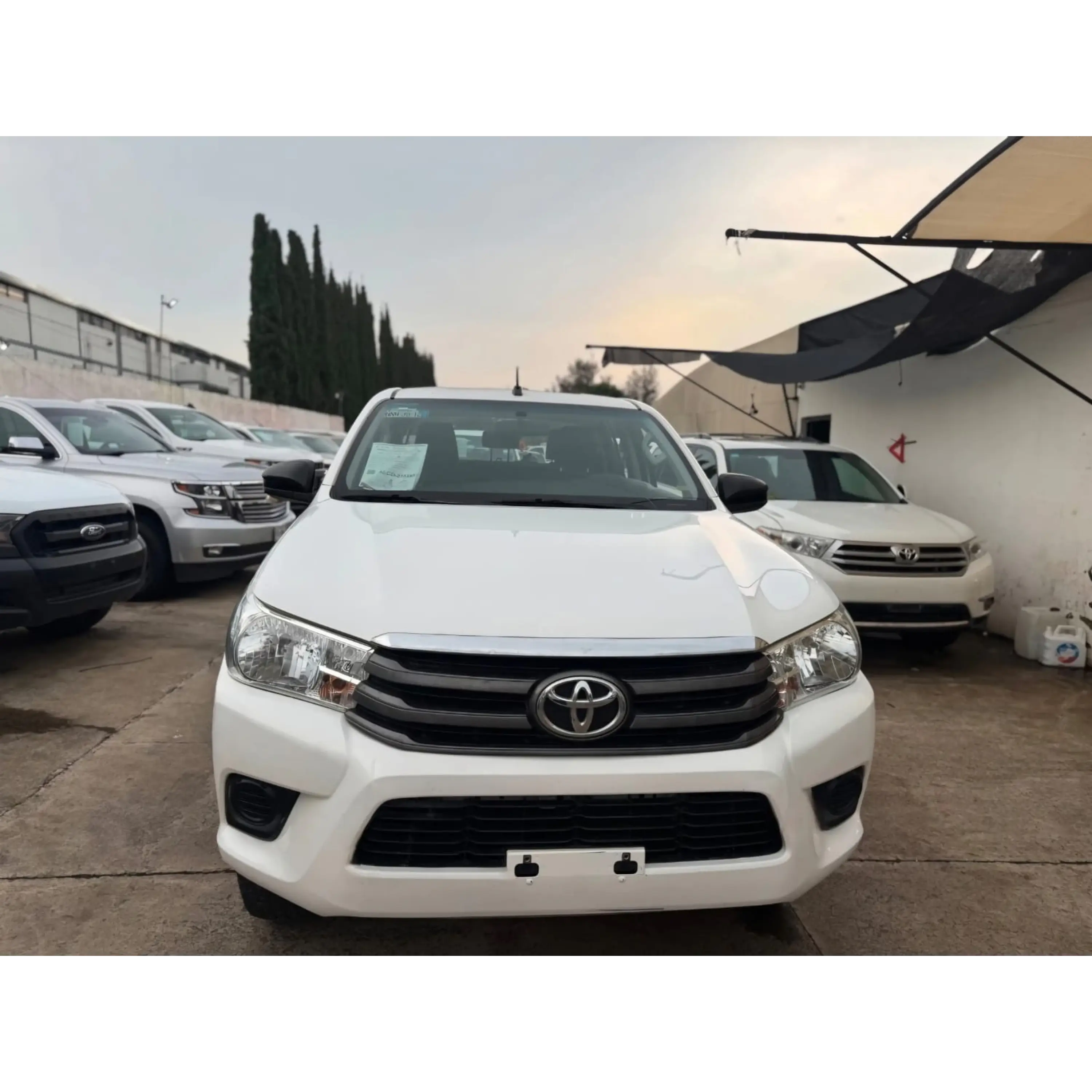 TOYOTA HILUX 2.7 CABINA DOBLE SR MT 2019 2