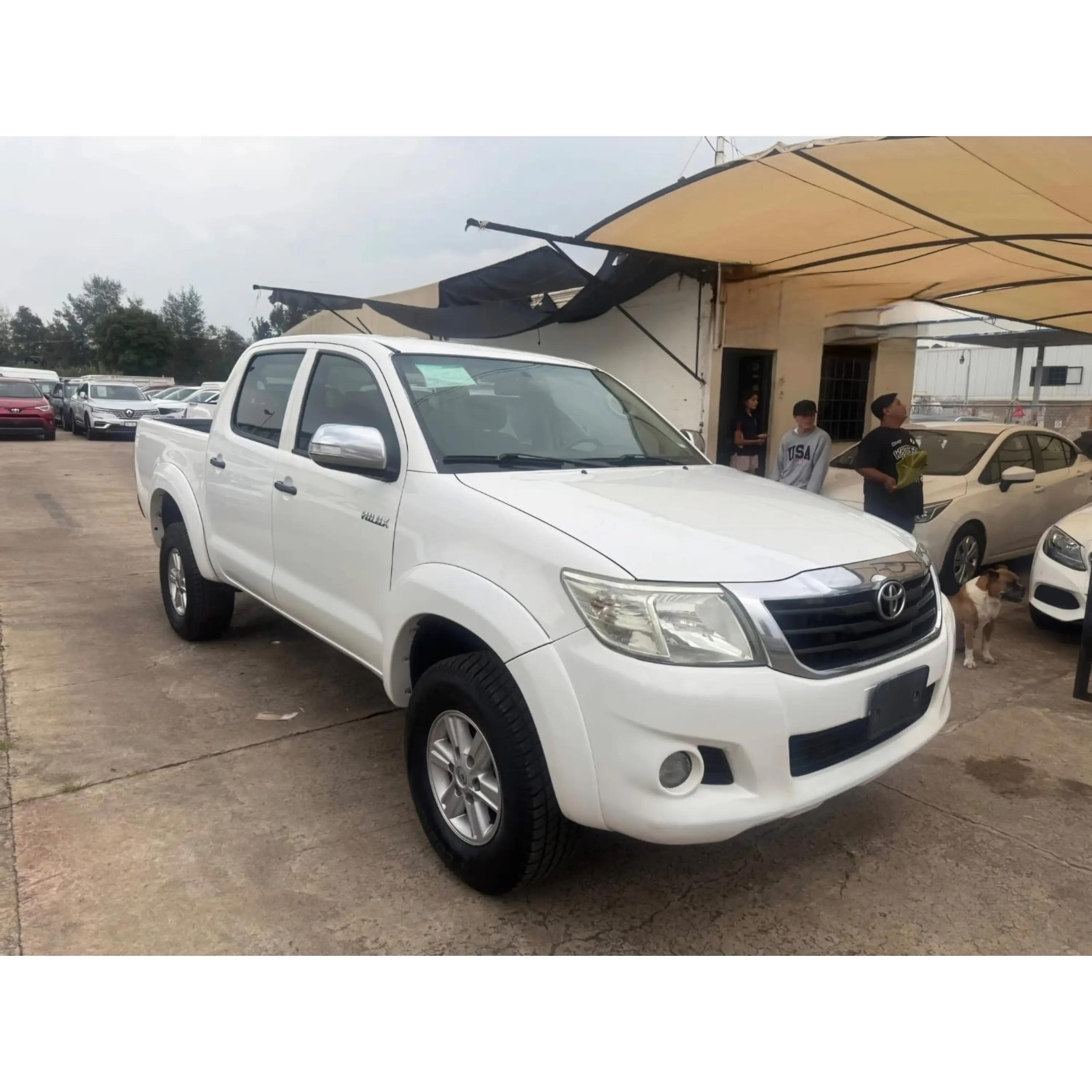 TOYOTA HILUX 2.7 CABINA DOBLE SR MT 2013 1