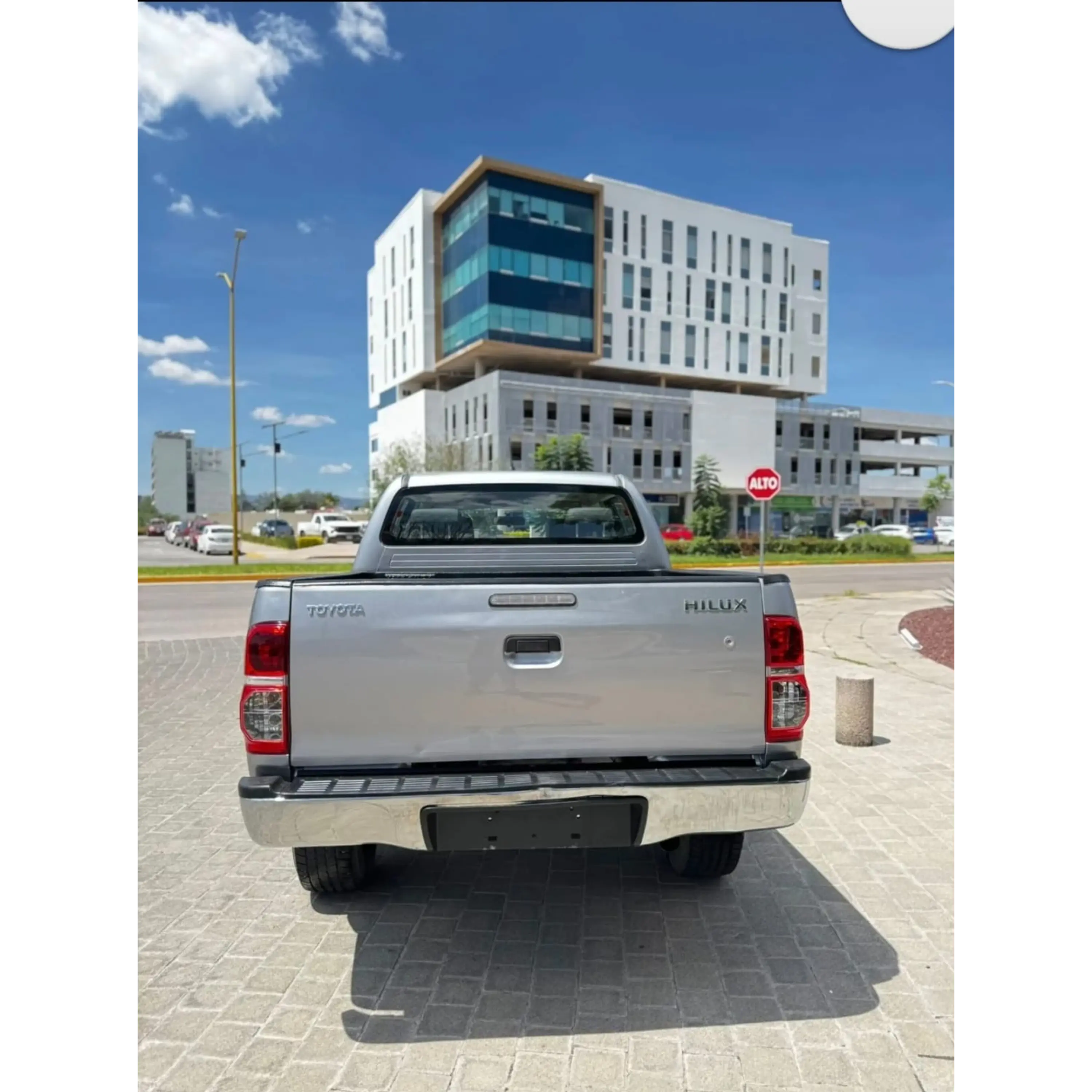 TOYOTA HILUX 2.7 DOBLE CABINA TRD SPORT MT 2015 5