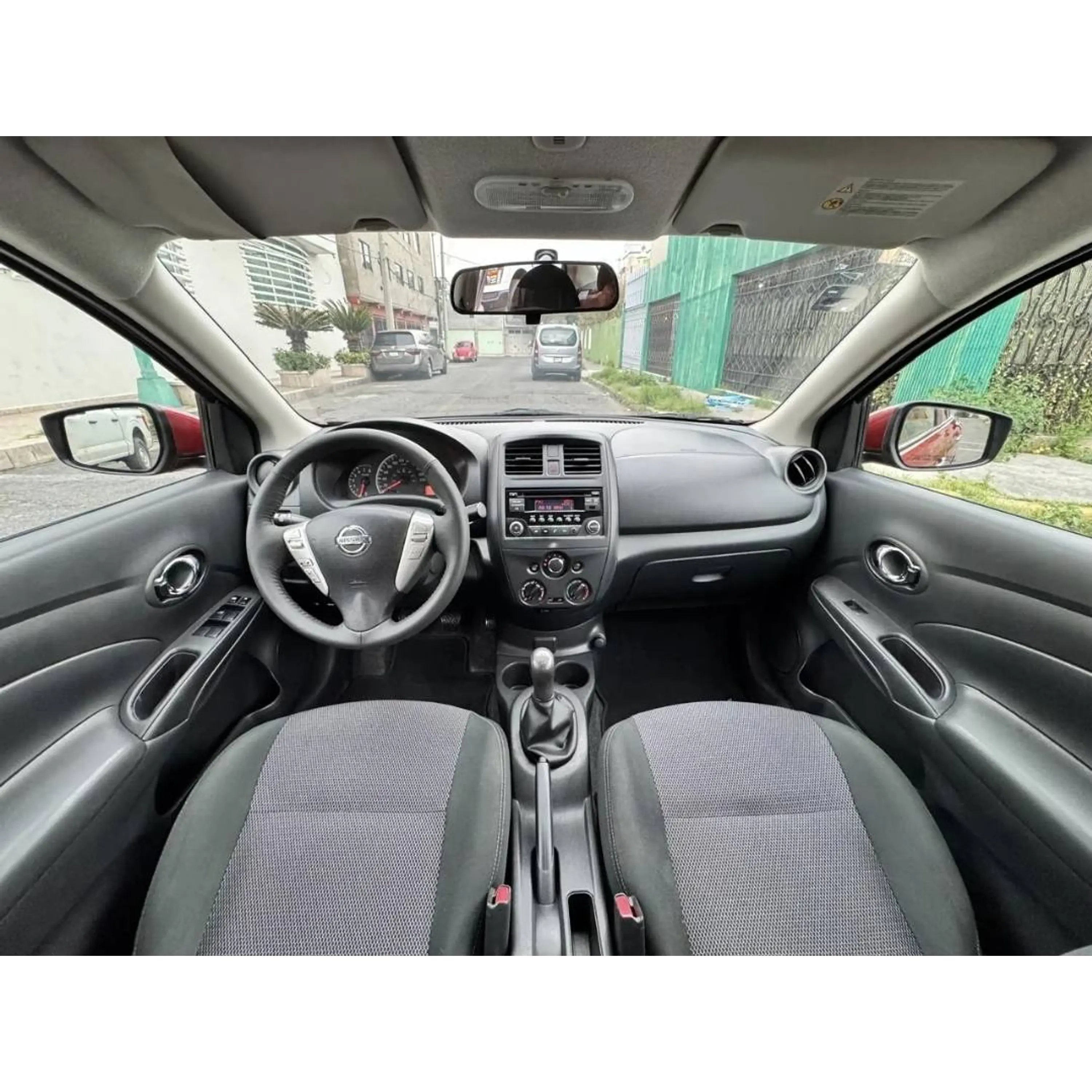  NISSAN VERSA 1.6 SENSE MT 2018 10