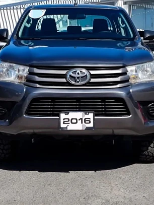 TOYOTA HILUX 2.7 CABINA DOBLE SR MT 2016