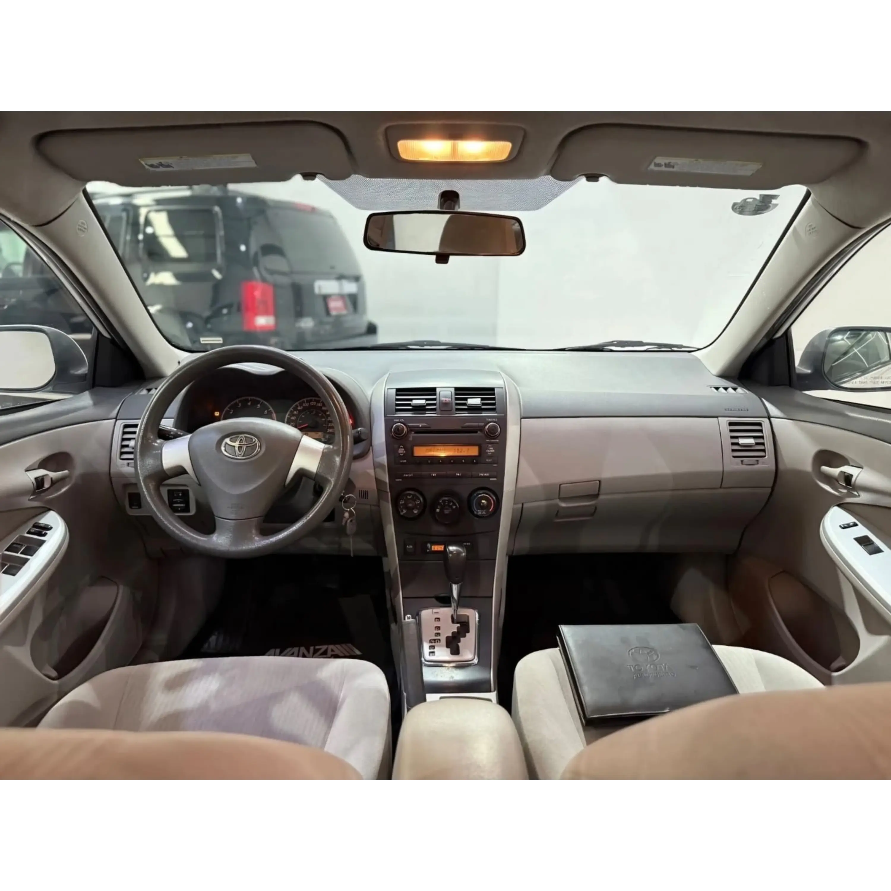 TOYOTA COROLLA 1.8 LE AT 2010 10
