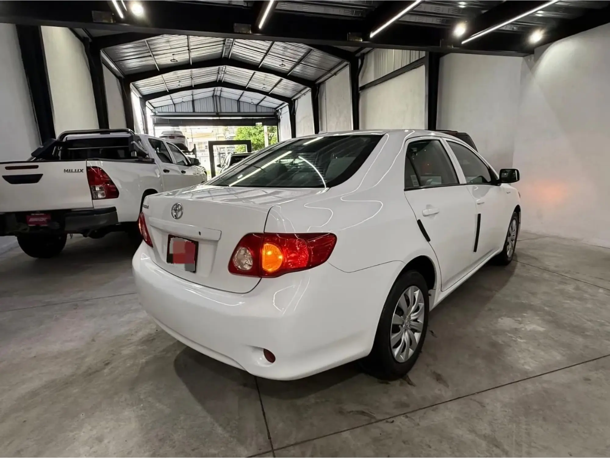 TOYOTA COROLLA 1.8 LE AT 2010 6
