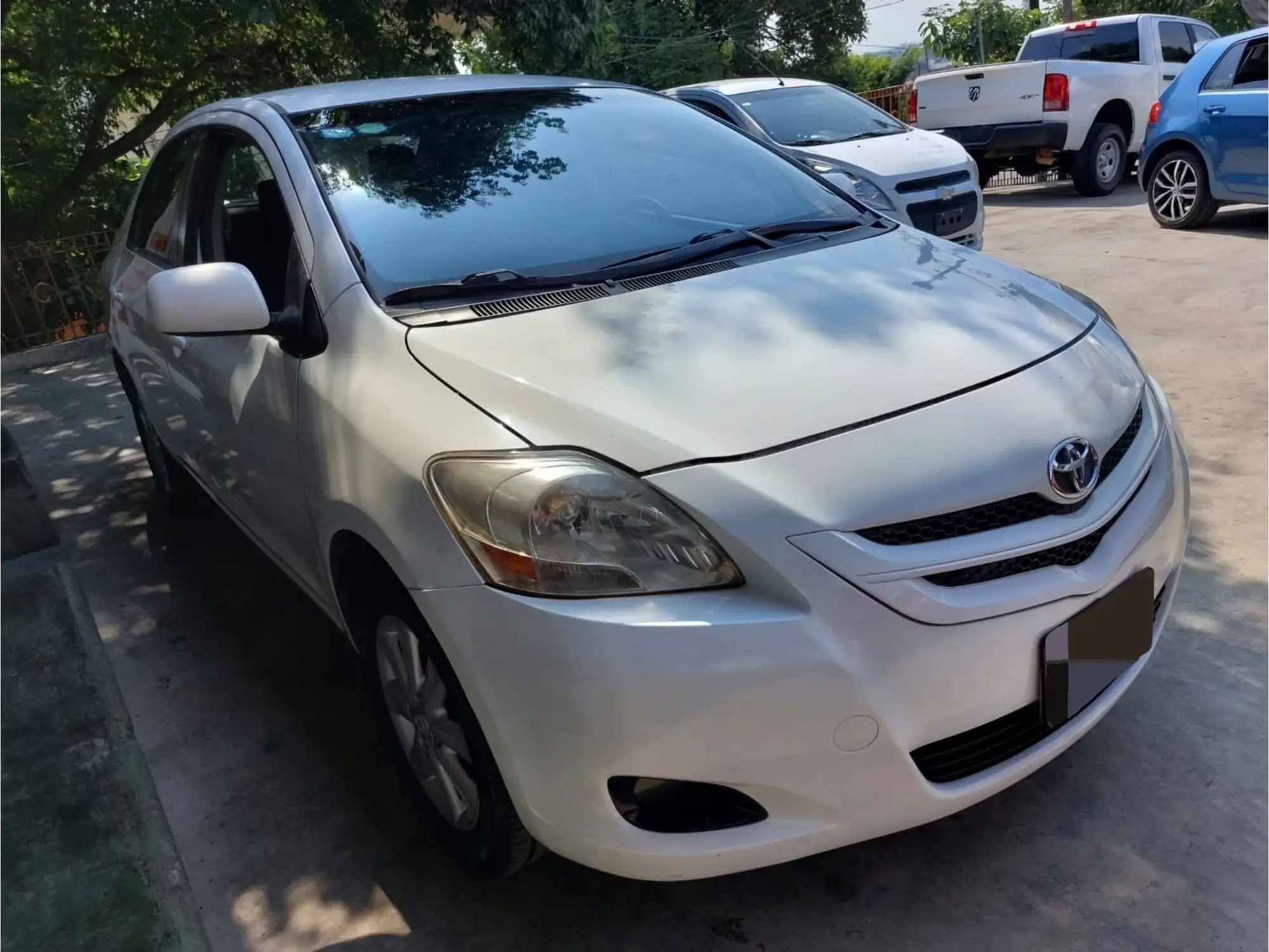 TOYOTA YARIS 1.5 PREMIUM AT 2012 3
