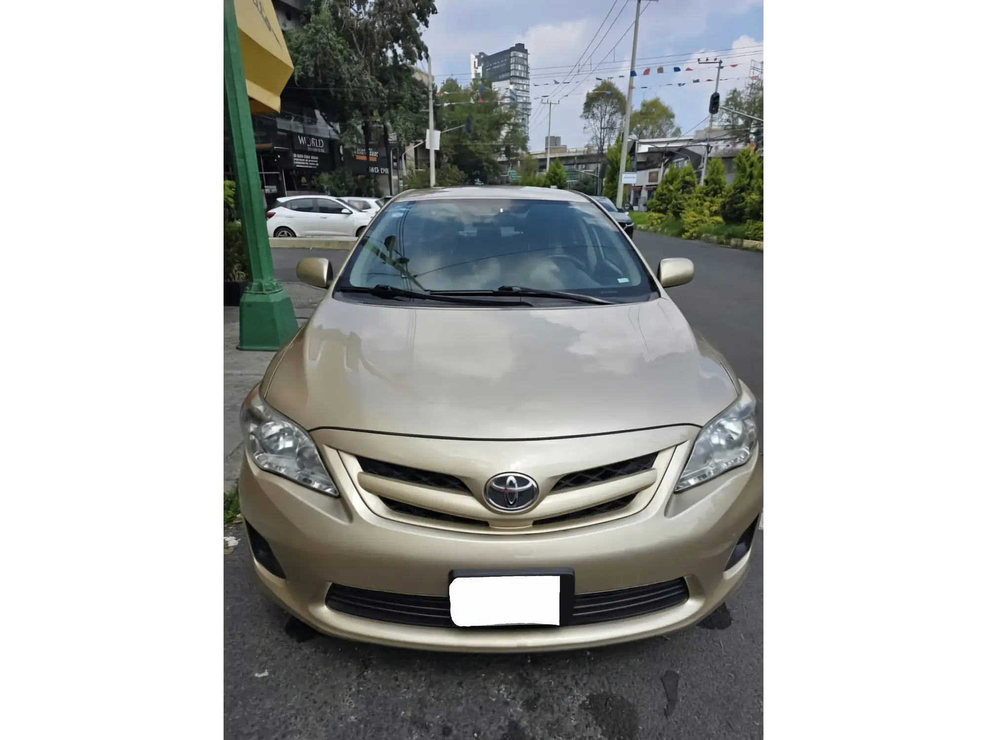 TOYOTA COROLLA 1.8 LE AT 2013 2