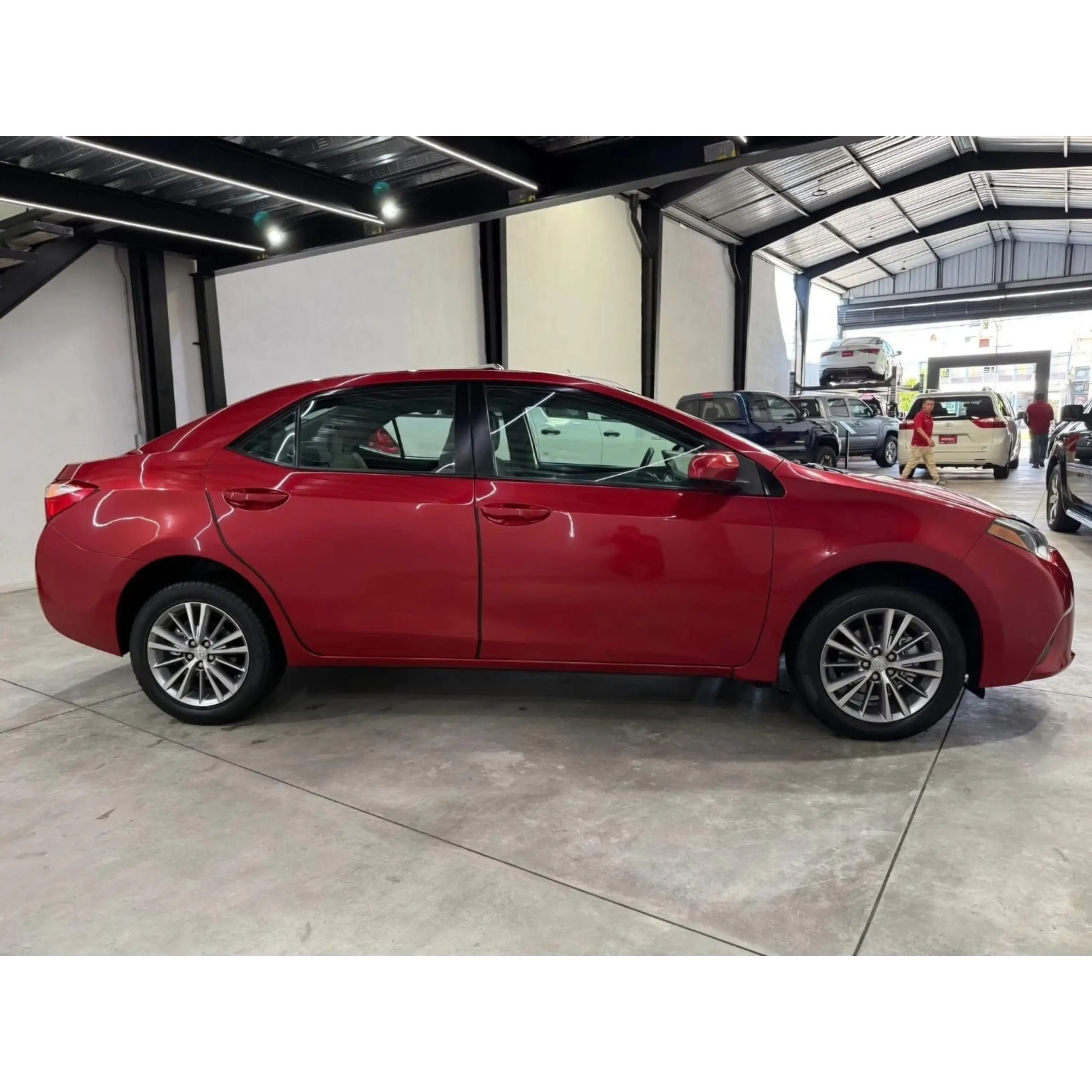 TOYOTA COROLLA 1.8 LE AT 2014 4