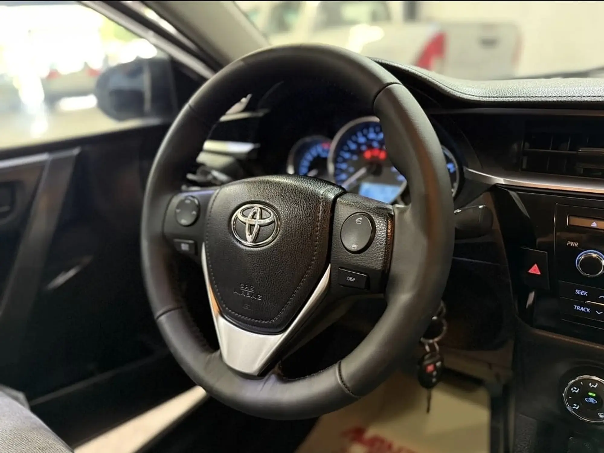 TOYOTA COROLLA 1.8 LE AT 2014 8