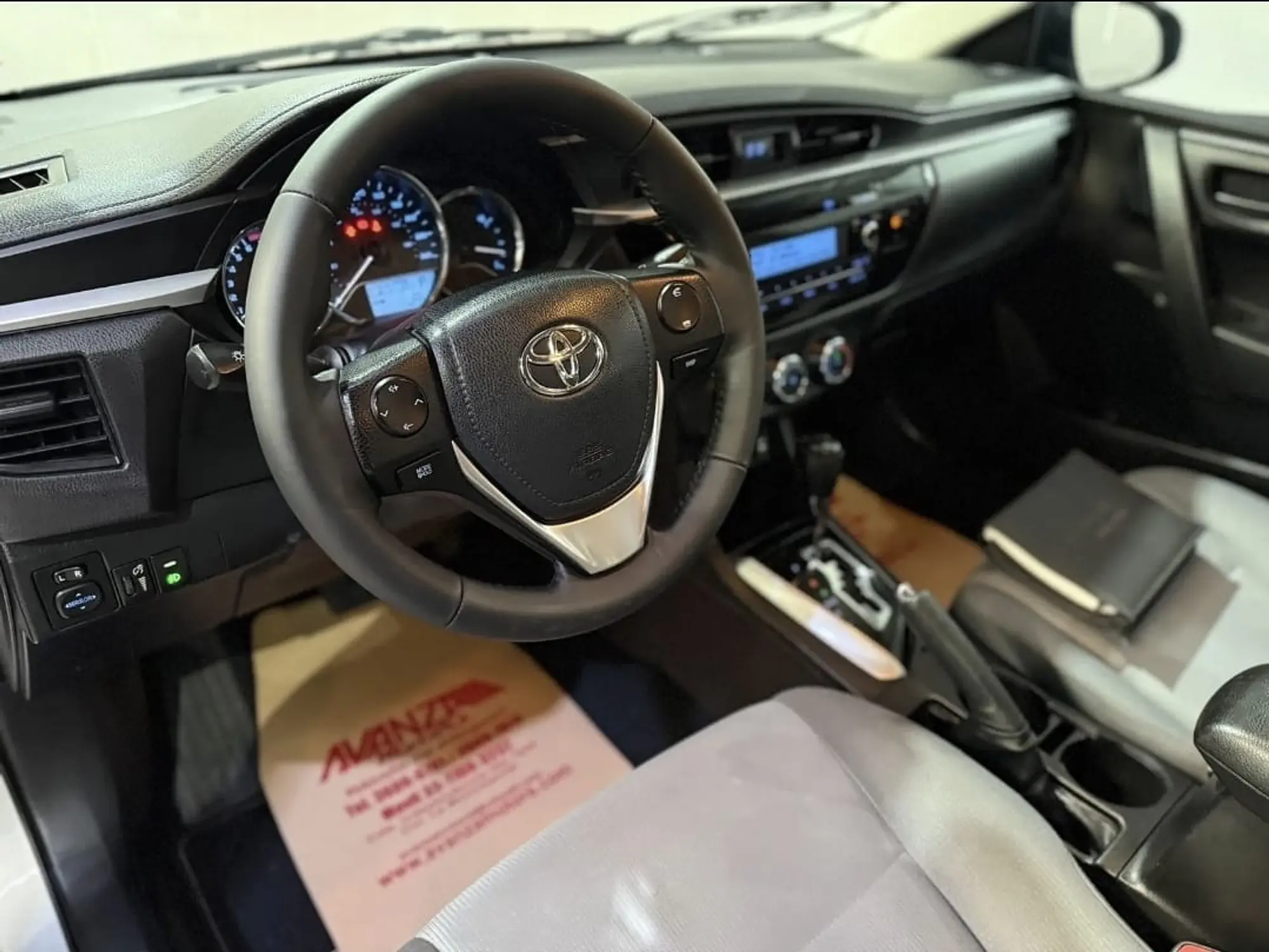 TOYOTA COROLLA 1.8 LE AT 2014 9