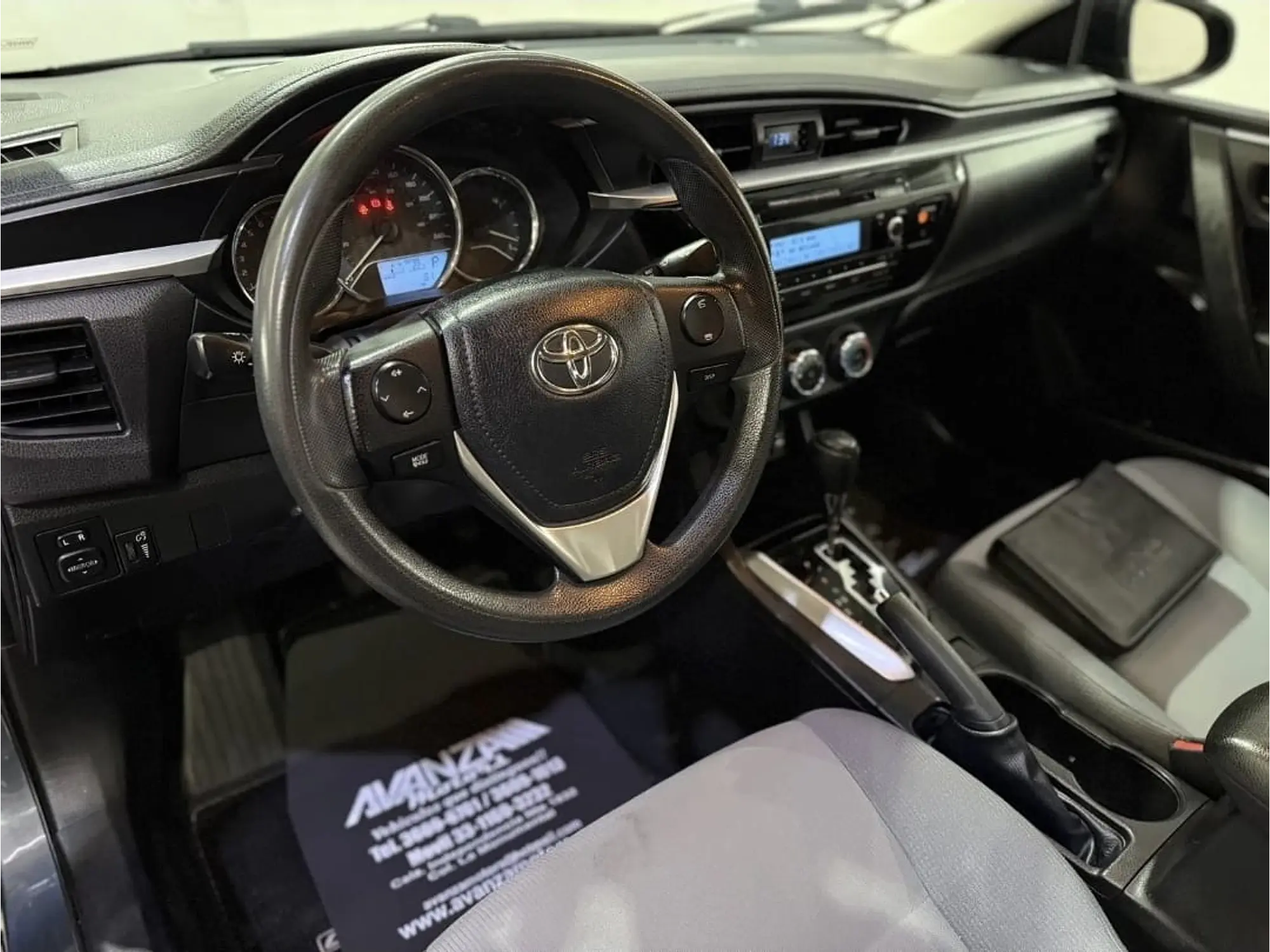 TOYOTA COROLLA 1.8 BASE AT 2014 10