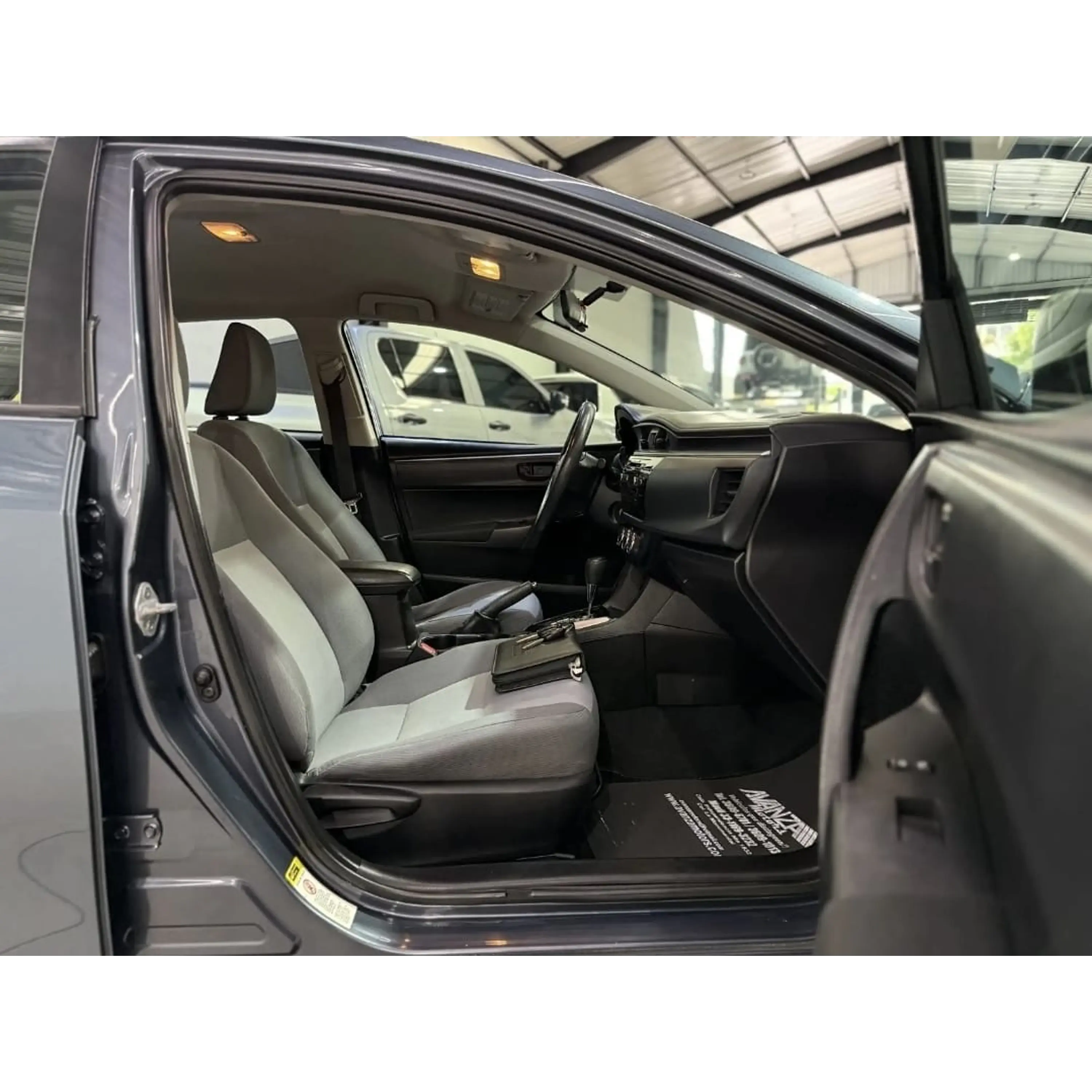 TOYOTA COROLLA 1.8 BASE AT 2014 11