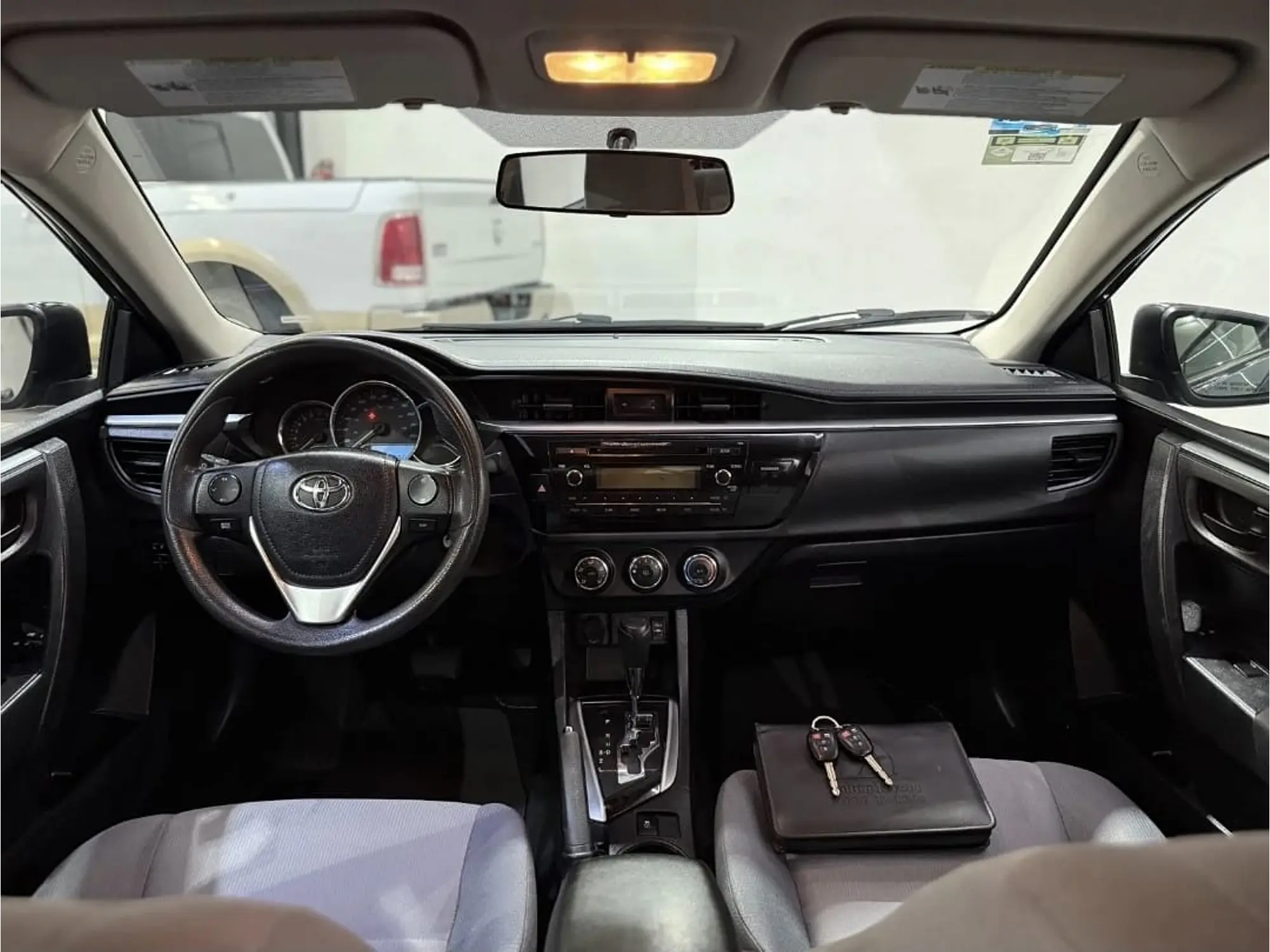 TOYOTA COROLLA 1.8 BASE AT 2014 9