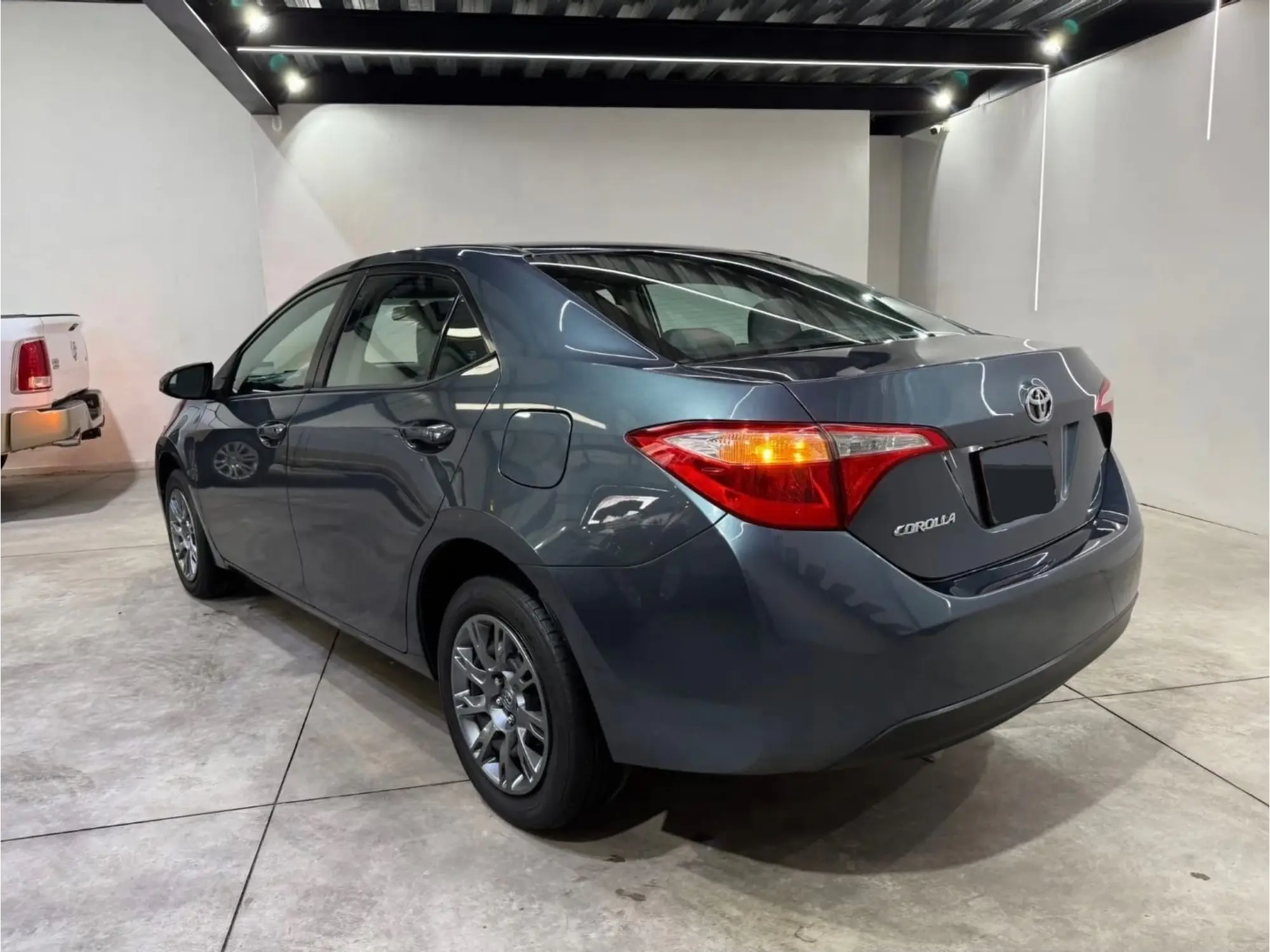 TOYOTA COROLLA 1.8 BASE AT 2014 7