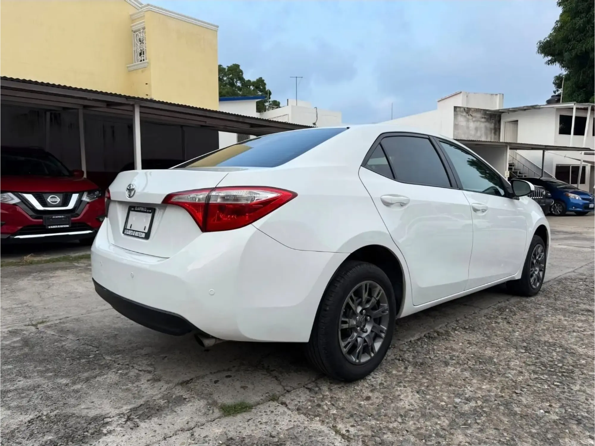 TOYOTA COROLLA 1.8 BASE MT 2014 5