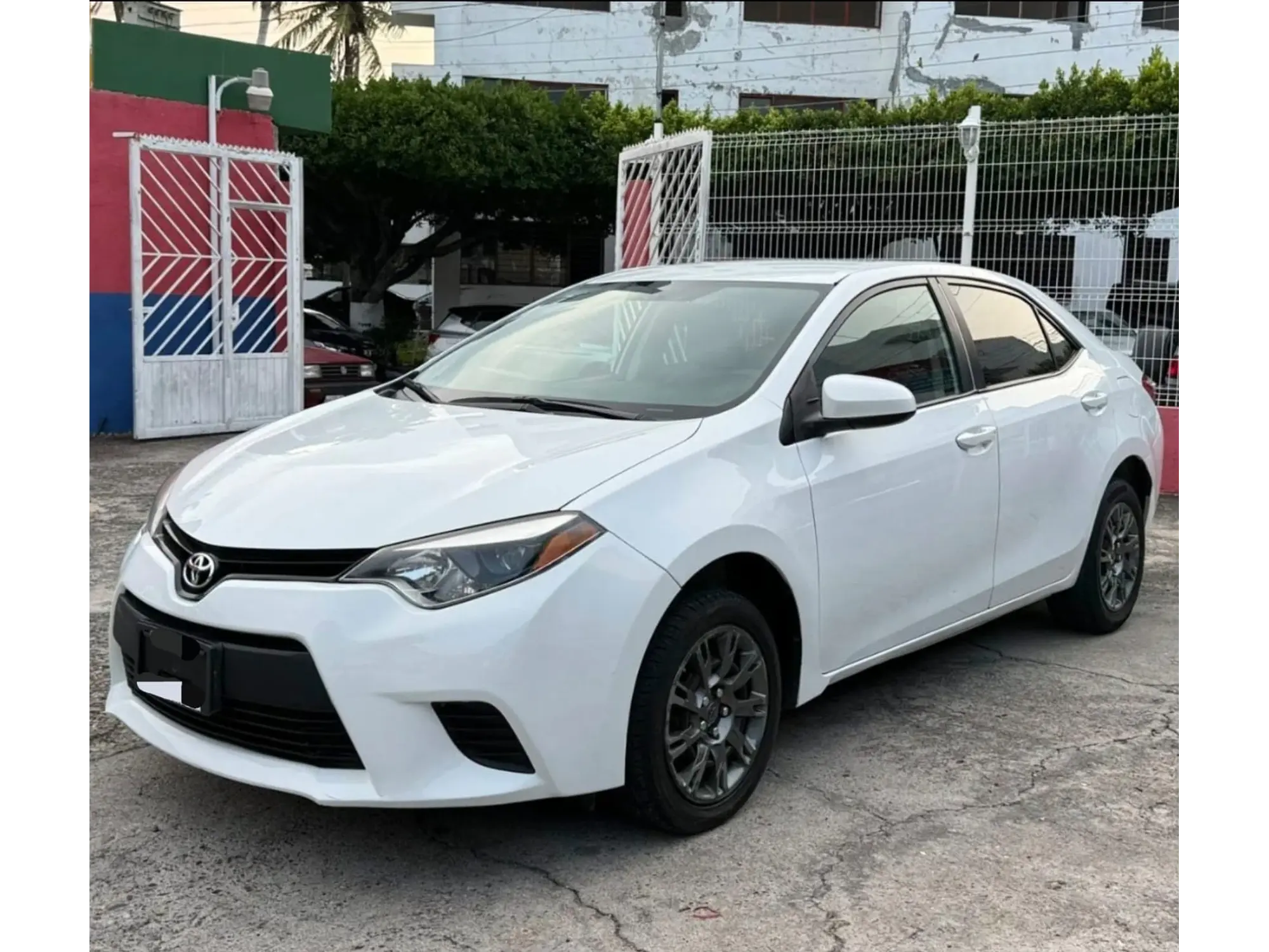 TOYOTA COROLLA 1.8 BASE MT 2014 1