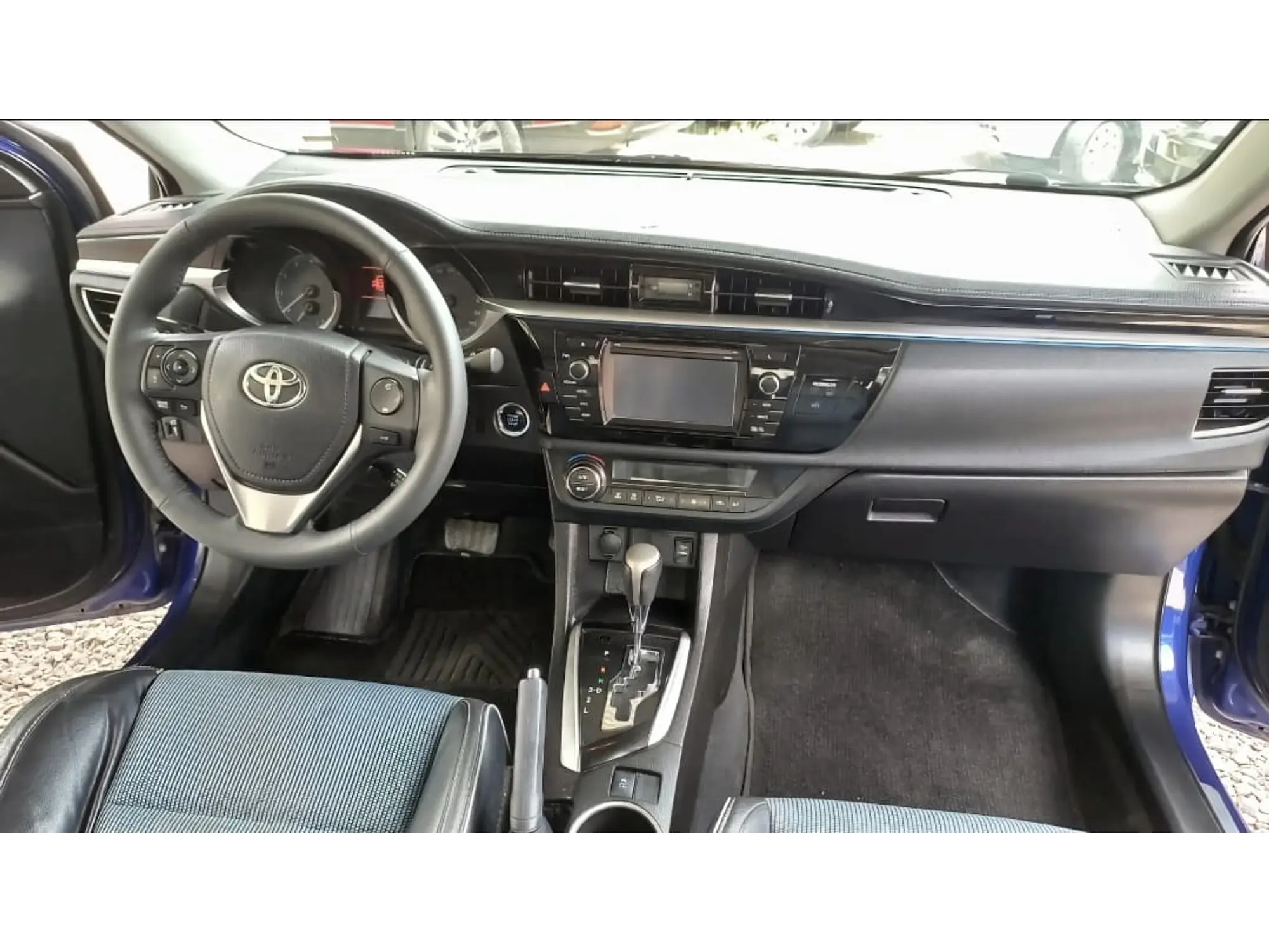 TOYOTA COROLLA 1.8 S AT 2015 9