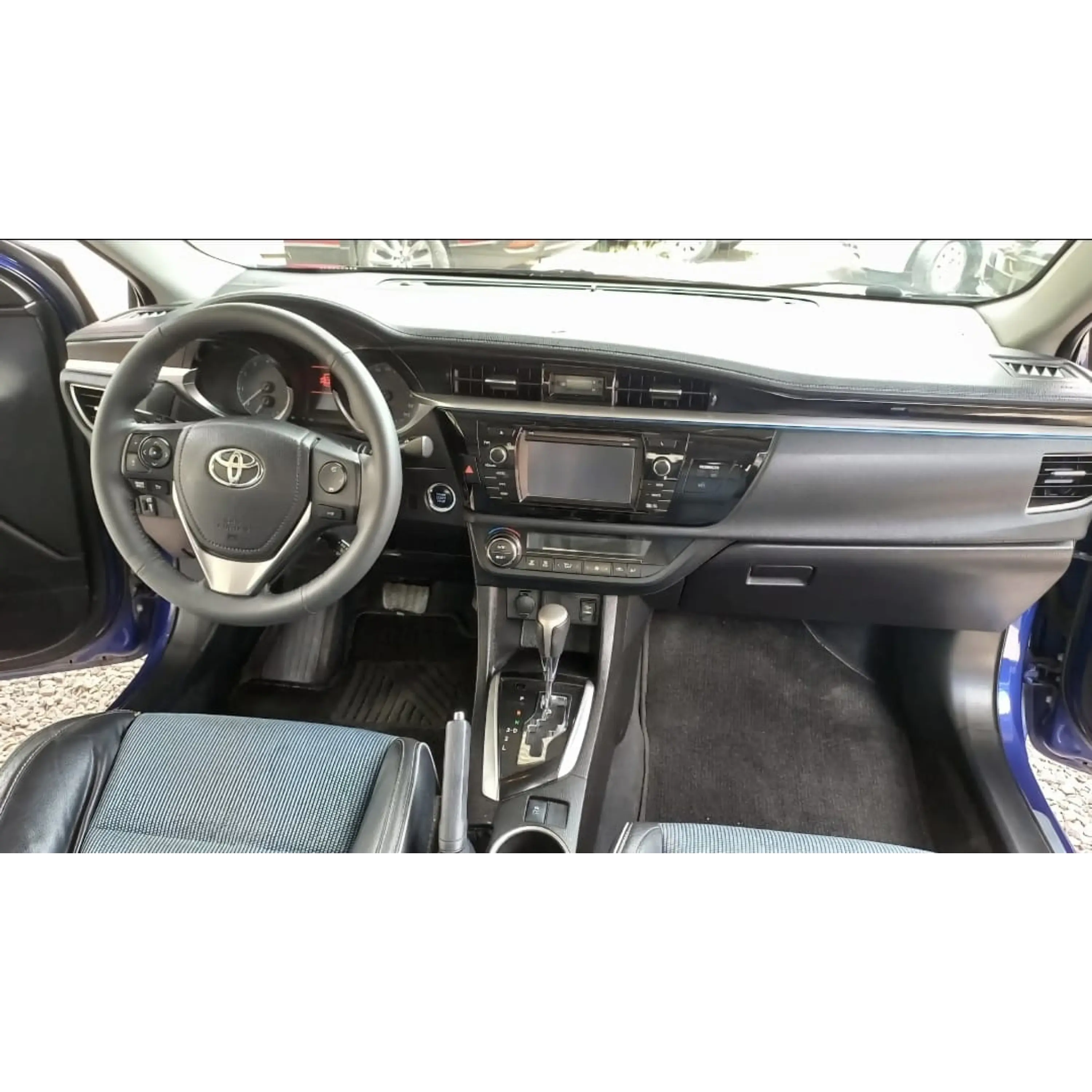 TOYOTA COROLLA 1.8 S AT 2015 9