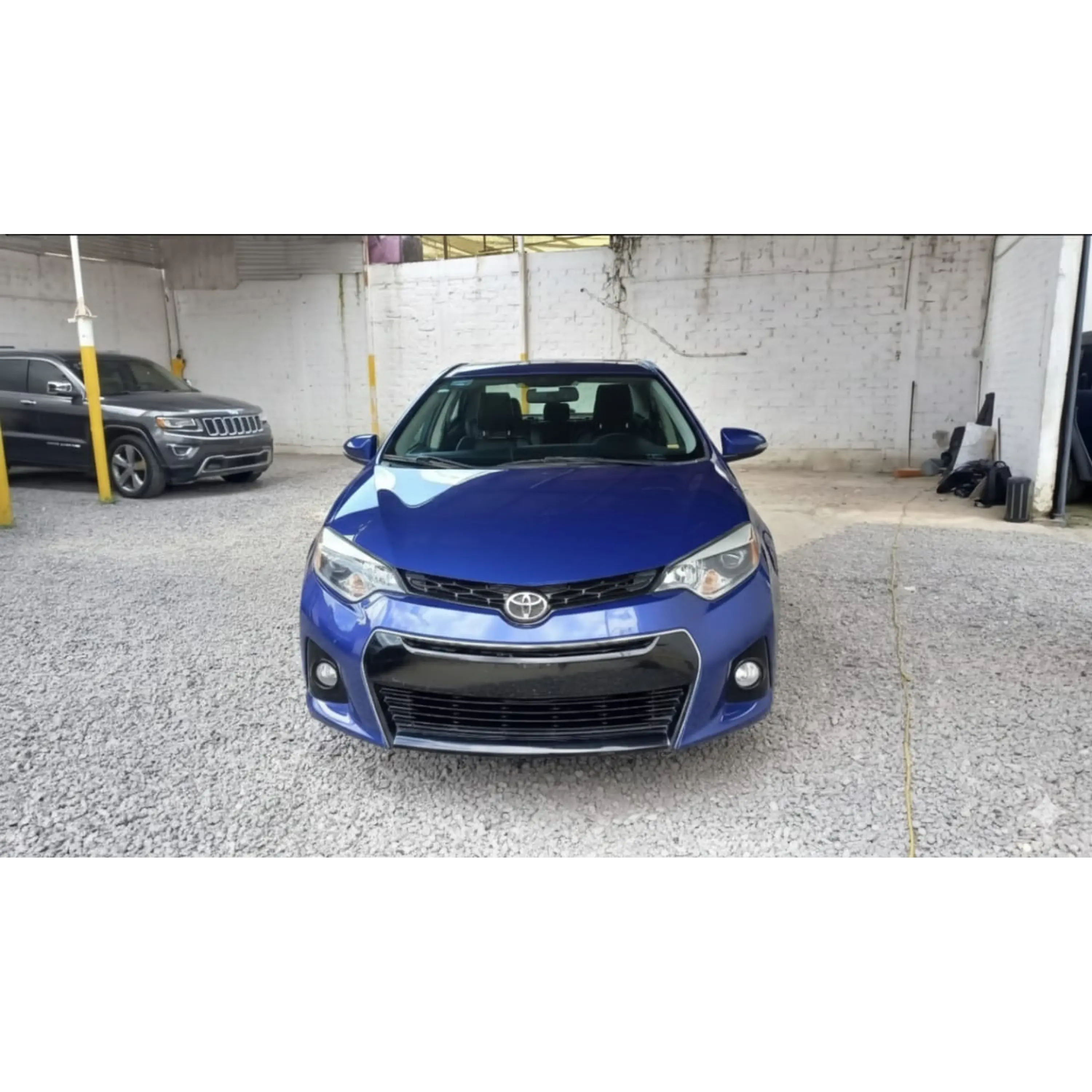 TOYOTA COROLLA 1.8 S AT 2015 2