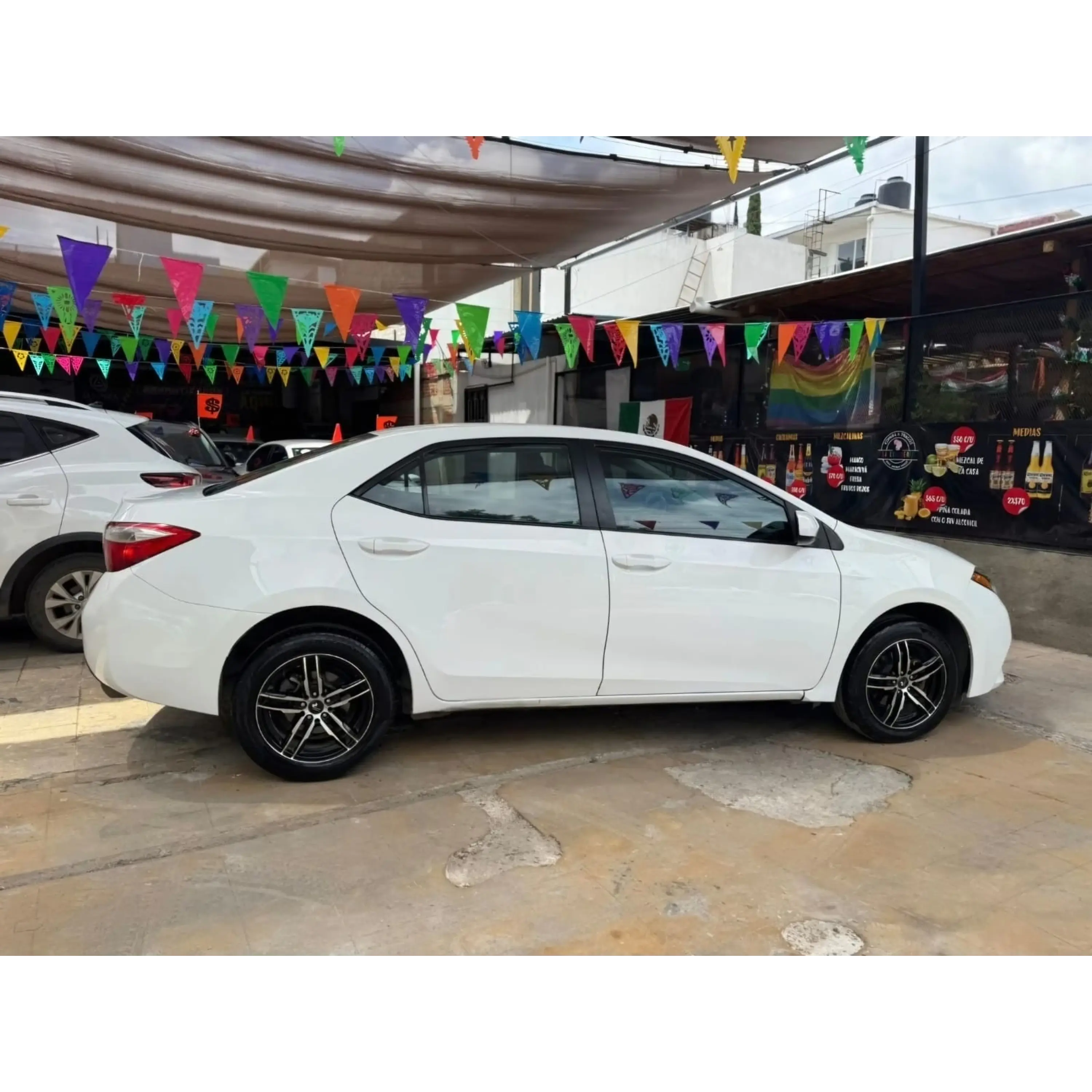 TOYOTA COROLLA 1.8 S AT 2015 6