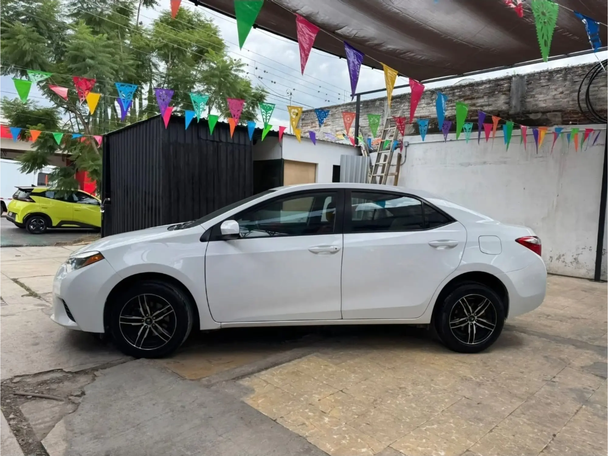 TOYOTA COROLLA 1.8 S AT 2015 4