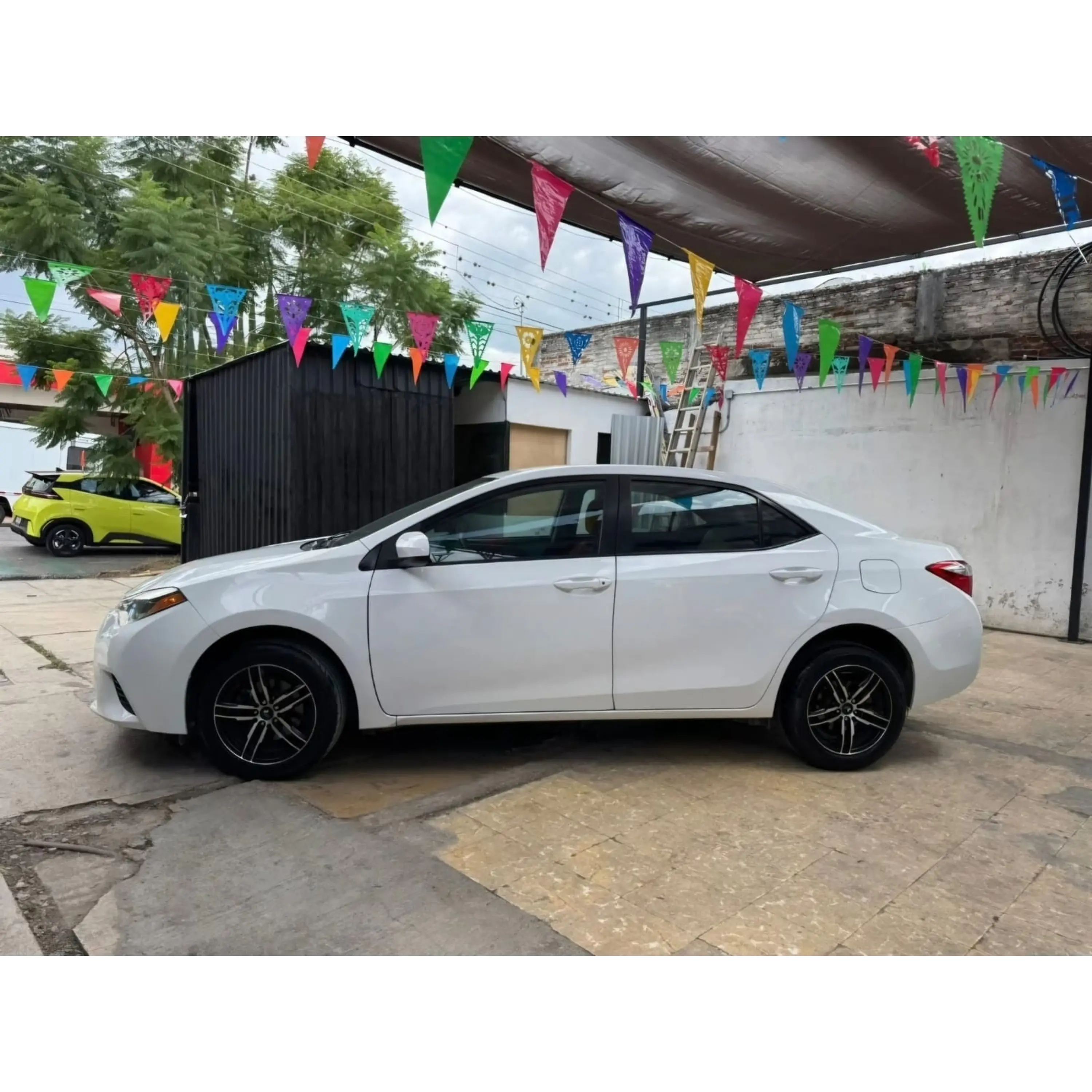 TOYOTA COROLLA 1.8 S AT 2015 4